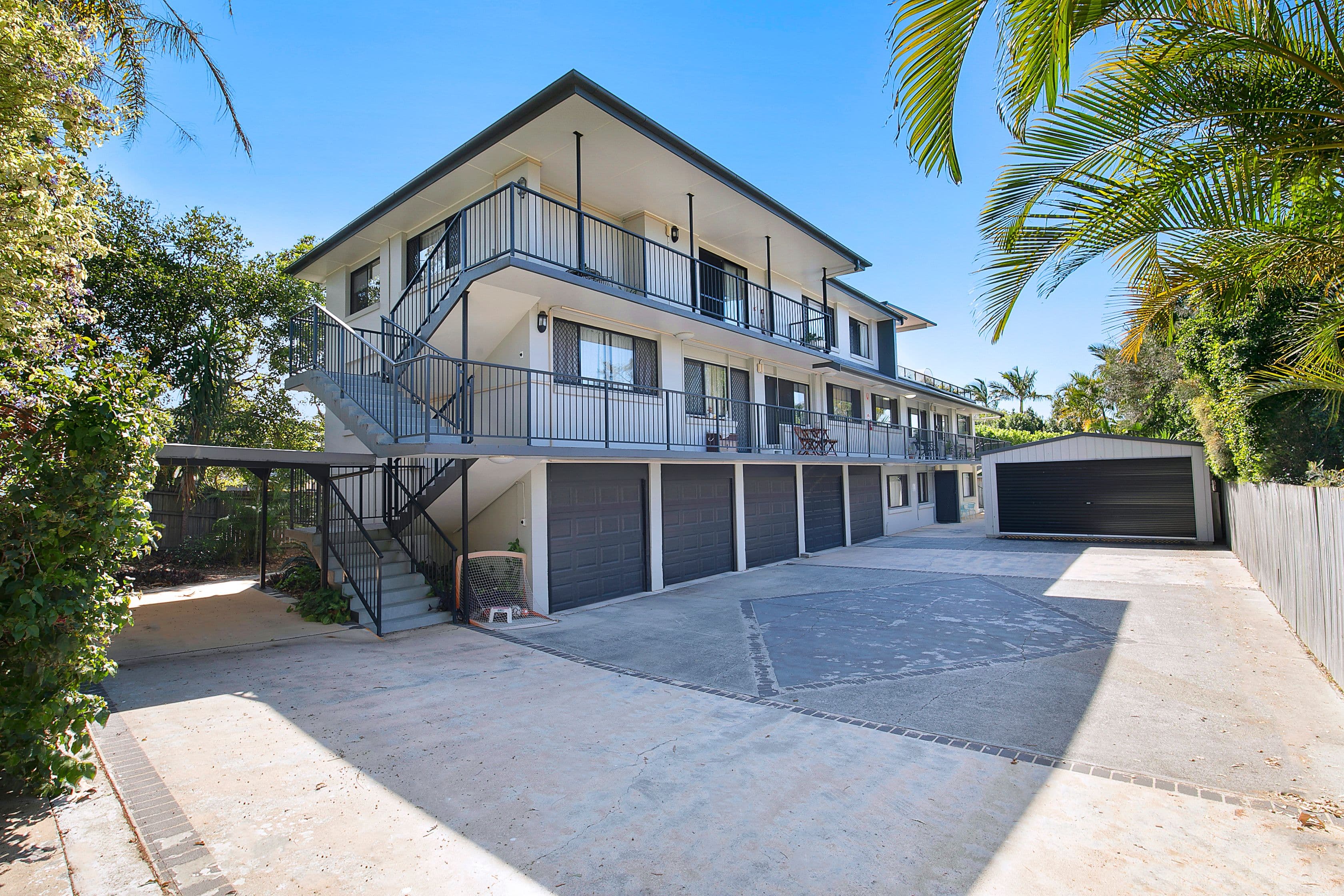 44 Douglas Street, Greenslopes QLD 4120, Greenslopes - Thumbnail 2
