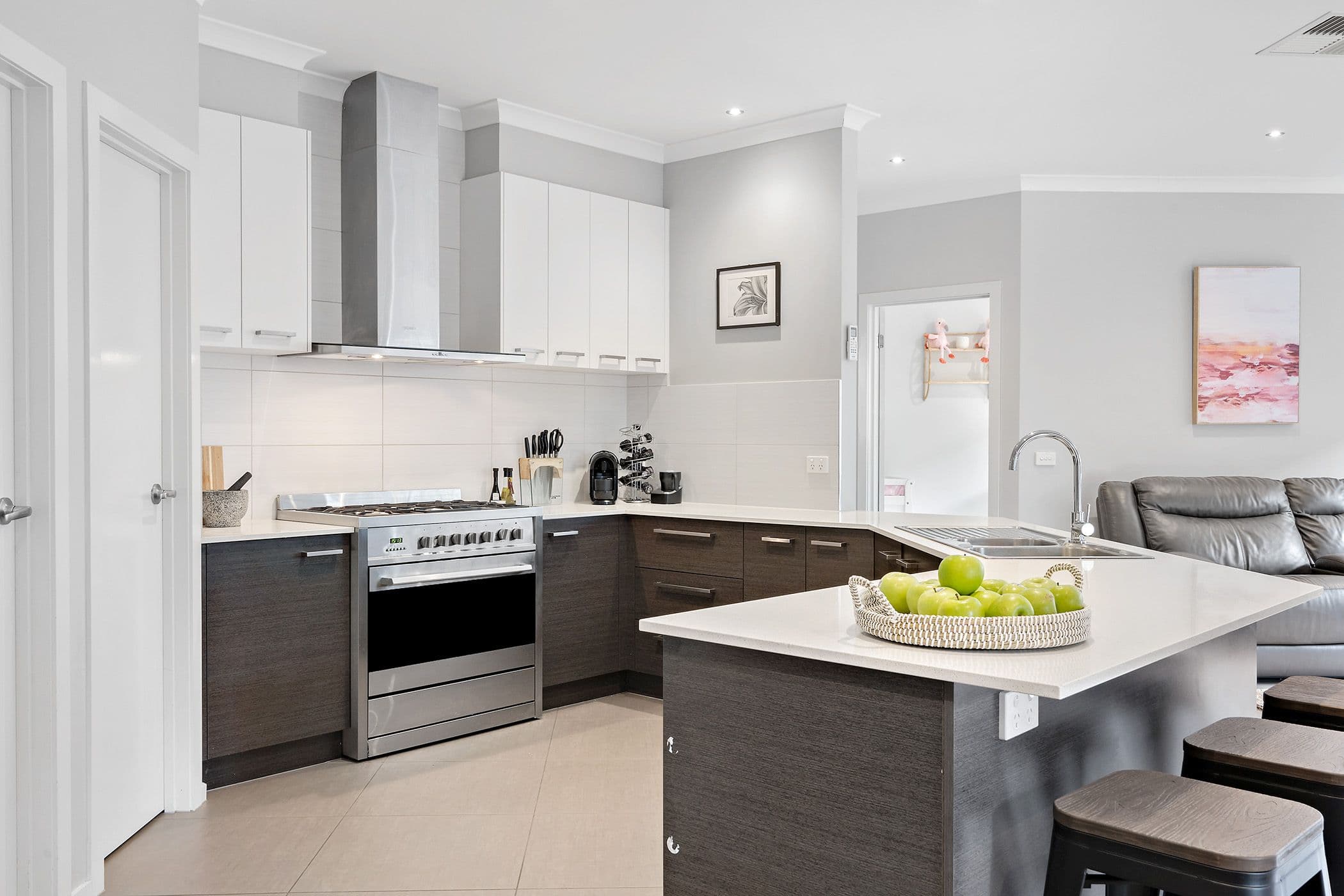 16 Sandover Street, Doreen VIC 3754, Doreen - Thumbnail 3