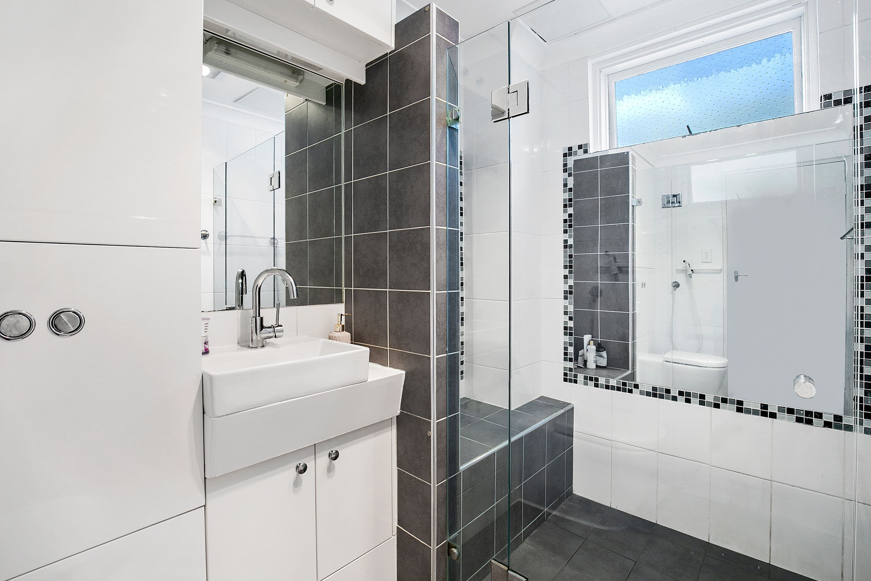 12 Mooramba Road, Dee Why NSW 2099, Dee Why - Thumbnail 2