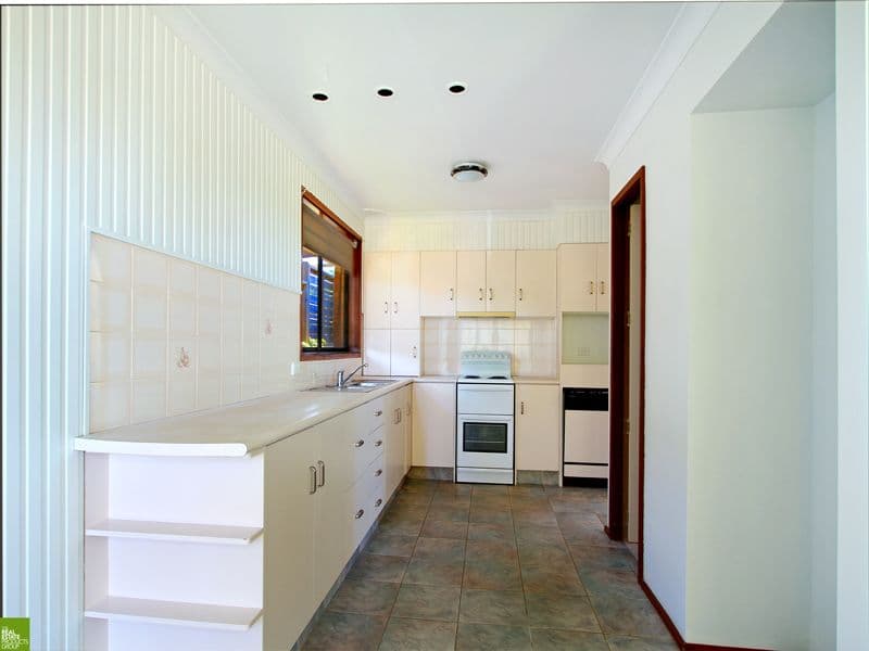 12 Coral Crescent, UNANDERRA NSW 2526, Unanderra - Thumbnail 3