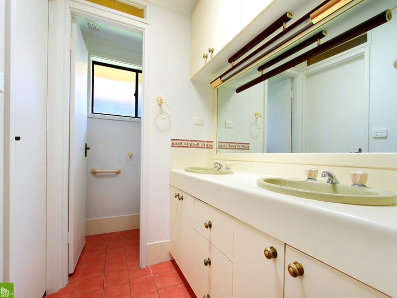 12 Coral Crescent, UNANDERRA NSW 2526, Unanderra - Thumbnail 4