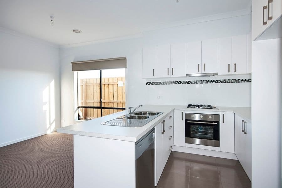 17 Oriano Street, EPPING VIC 3076, Epping - Thumbnail 5