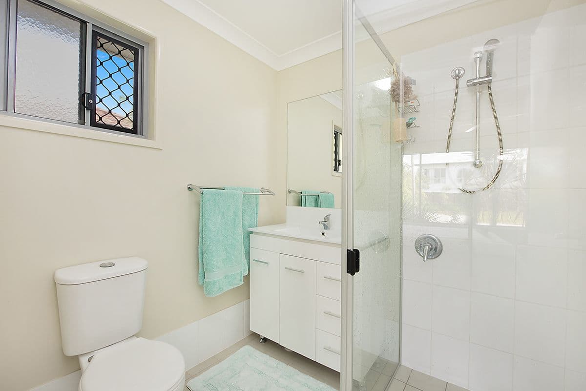 22 Andrew Avenue, Little Mountain QLD 4551, Little Mountain - Thumbnail 6