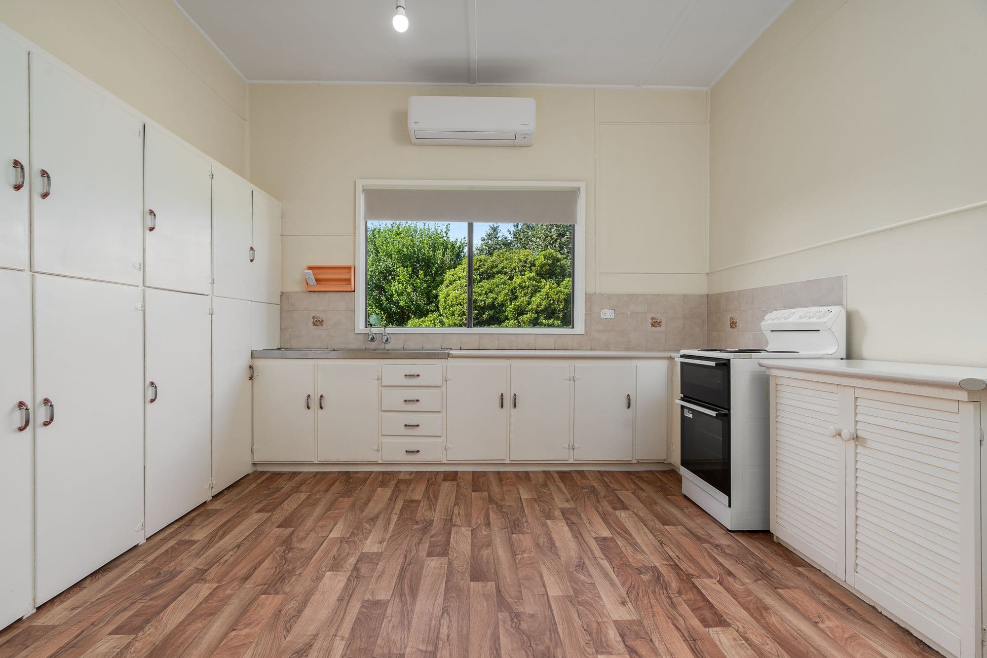 3 Gilchrist Street, Blayney NSW 2799, Blayney - Thumbnail 3