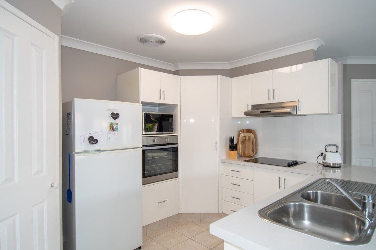 3 Dylan Street, Arundel QLD 4214, Arundel - Thumbnail 5