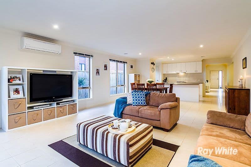 19 Aspendale Place, Lyndhurst VIC 3975, Lyndhurst - Thumbnail 2