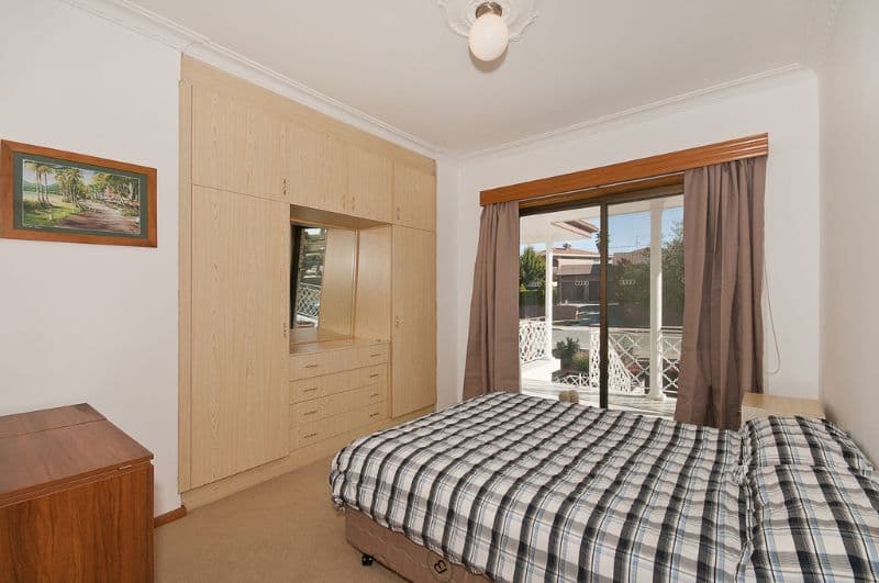 39 Nimmitabel Street, QUEANBEYAN NSW 2620, Queanbeyan West - Thumbnail 5