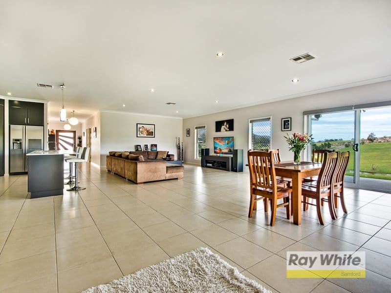 8 Haigh Crescent, Samford Valley QLD 4520, Samford Valley - Thumbnail 5