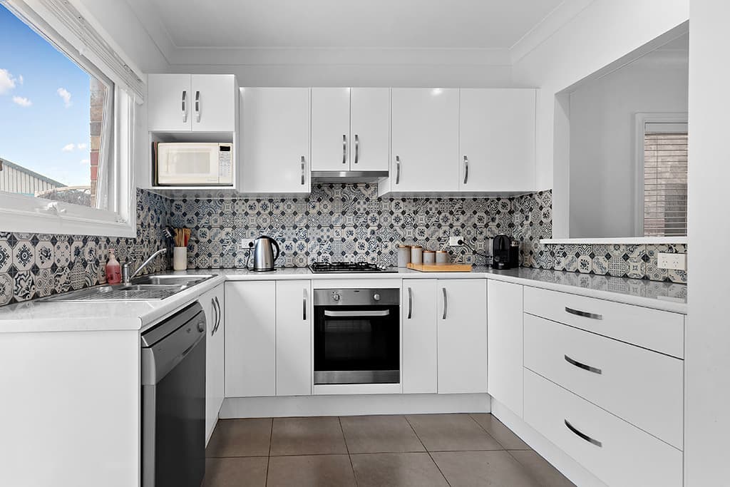 2/3a Hughes Avenue, Kensington - Thumbnail 3