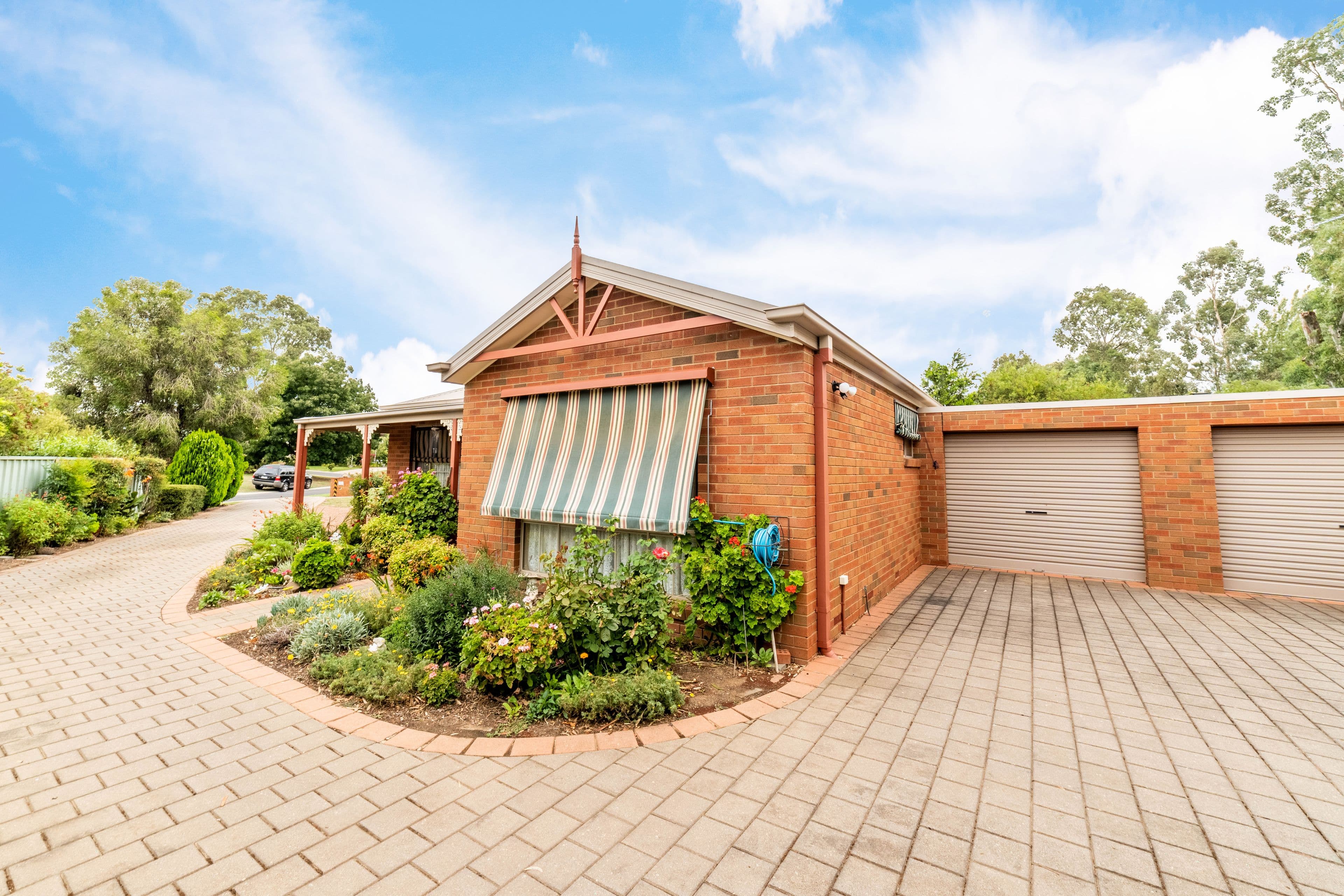 9 Laxdale Court, Kangaroo Flat VIC 3555, Kangaroo Flat - Thumbnail 2