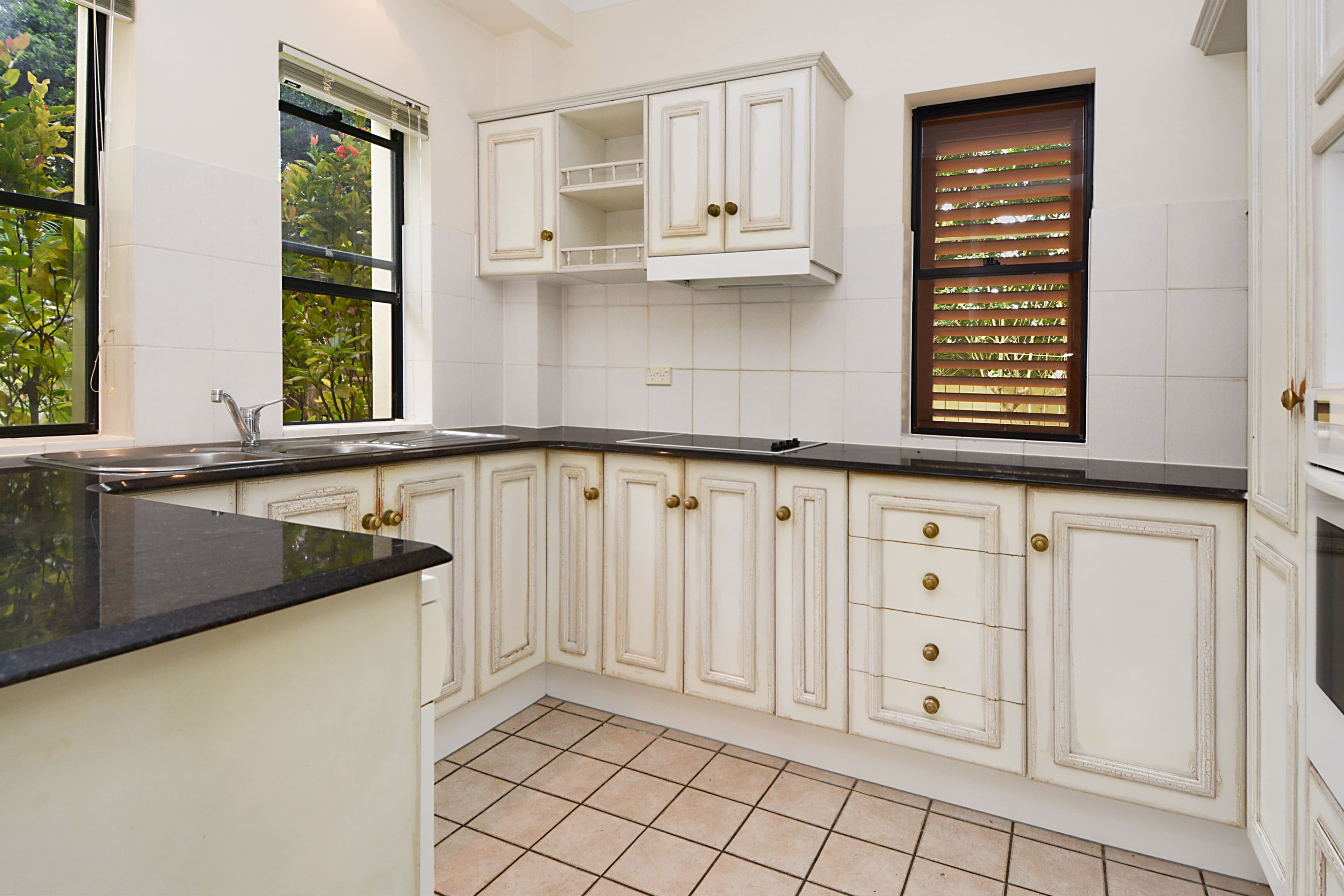 146 Windermere Road, Hamilton QLD 4007, Ascot - Thumbnail 2