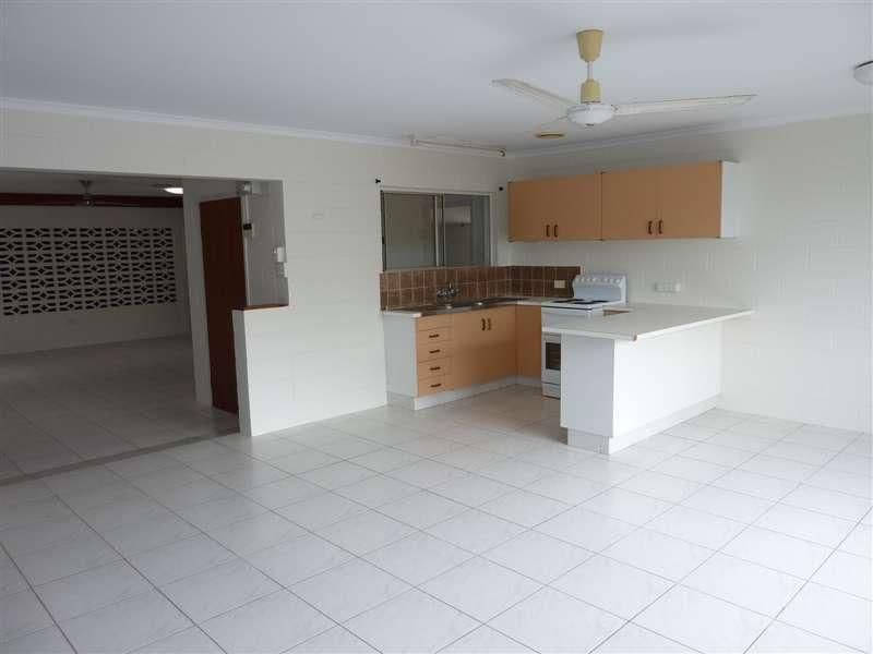 27 Sheehy Road, WHITE ROCK QLD 4868, White Rock - Thumbnail 6
