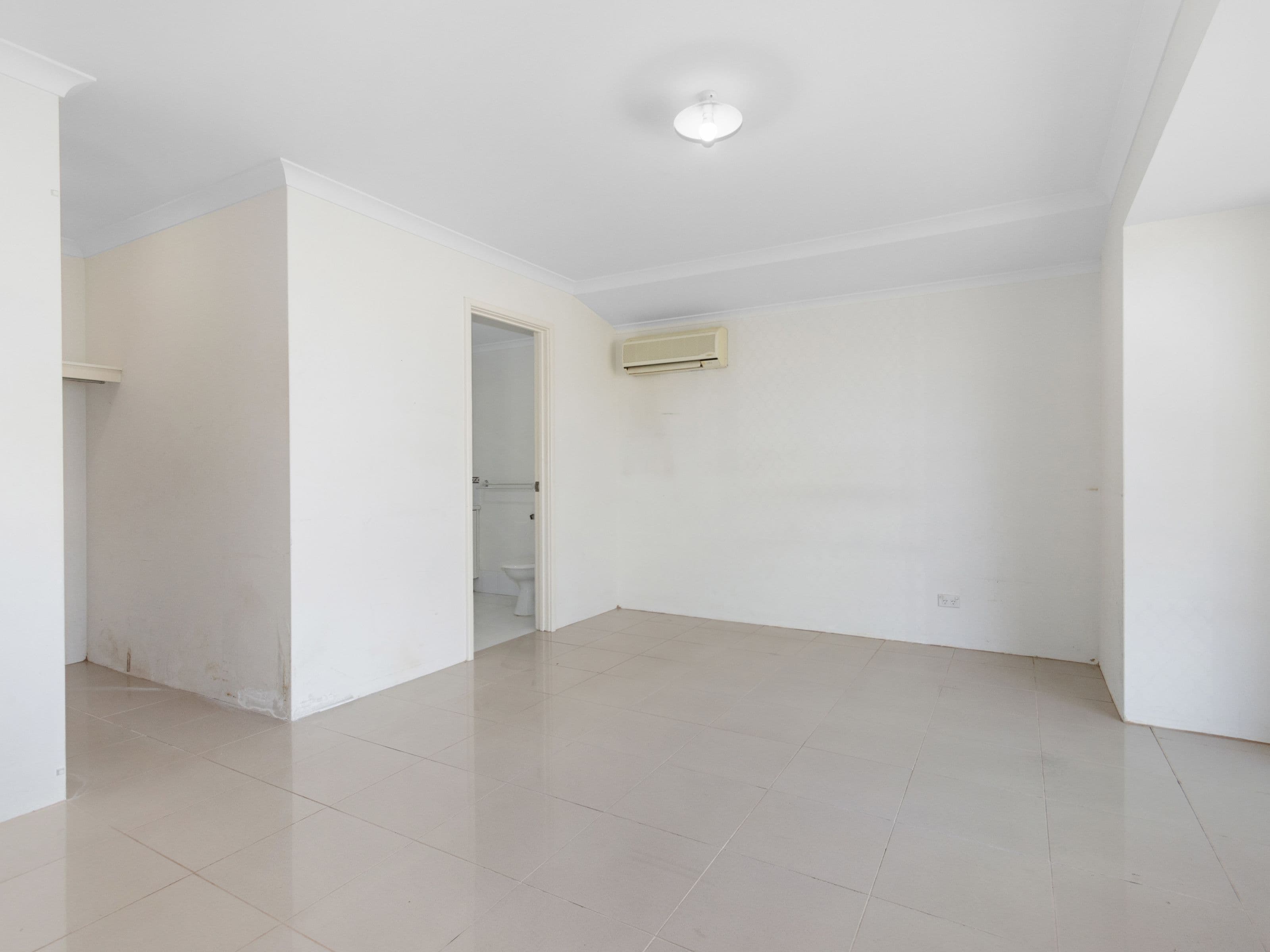 16A Stockman Way, Cannington WA 6107, Cannington - Thumbnail 4