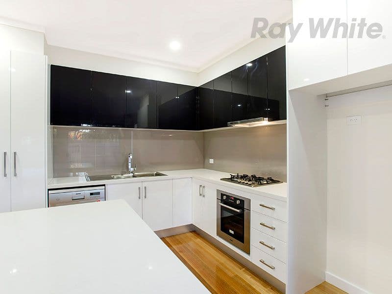 31 Mansfield Street, Thornbury VIC 3071, Thornbury - Thumbnail 3