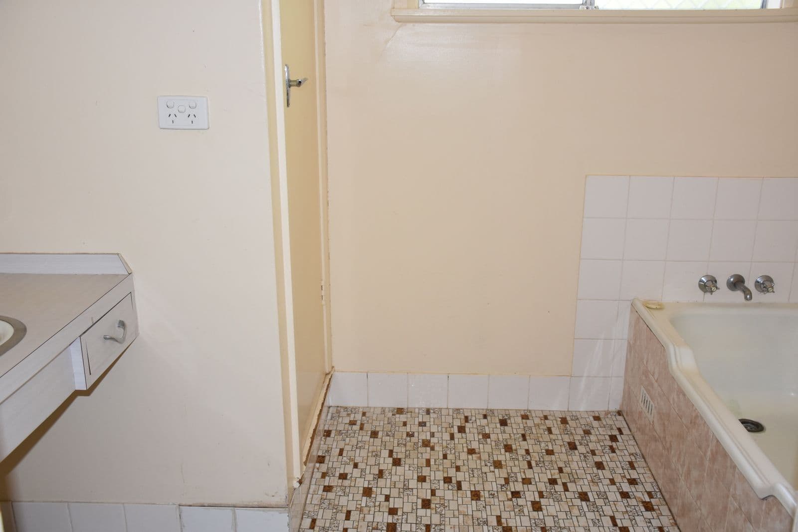305 Edward Street, Moree NSW 2400, Moree - Thumbnail 7