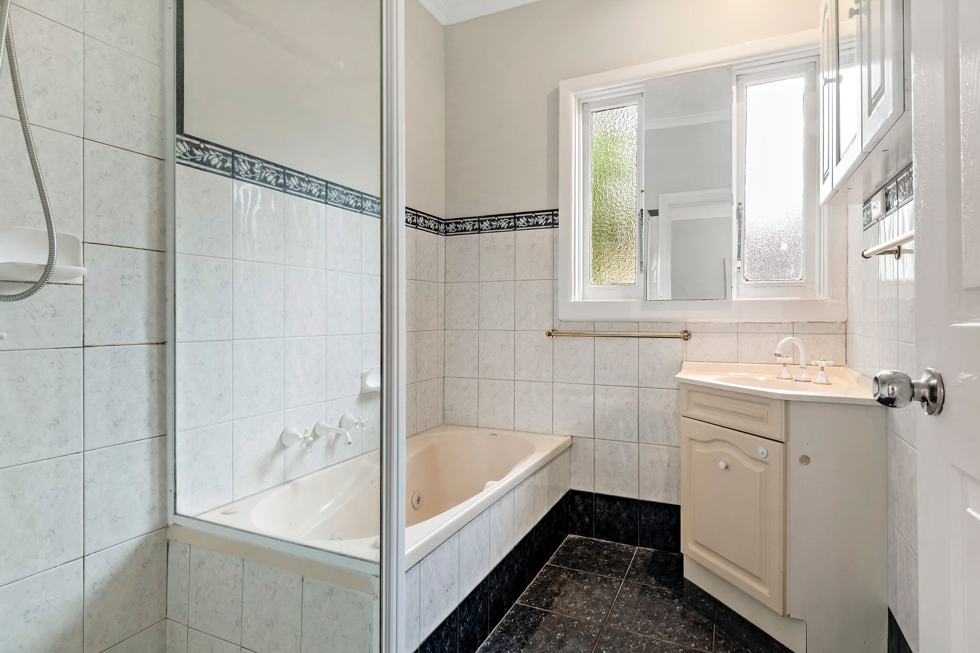 10 Clarke Street, Thomastown VIC 3074, Thomastown - Thumbnail 6