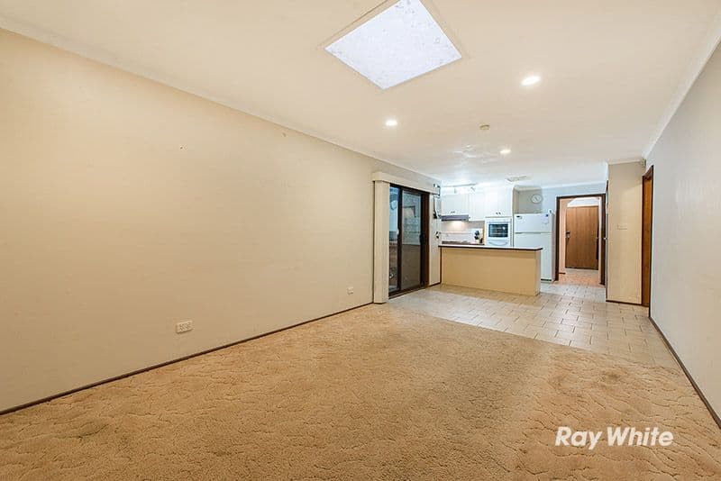 21 Lawless Drive, Cranbourne North VIC 3977, Cranbourne North - Thumbnail 4