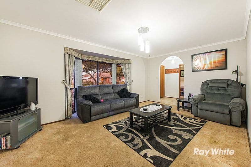 21 Lawless Drive, Cranbourne North VIC 3977, Cranbourne North - Thumbnail 5