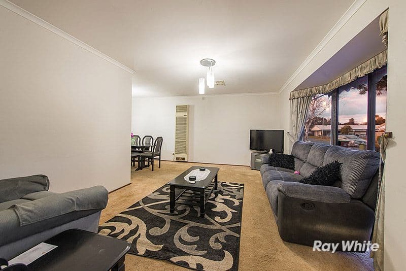 21 Lawless Drive, Cranbourne North VIC 3977, Cranbourne North - Thumbnail 6