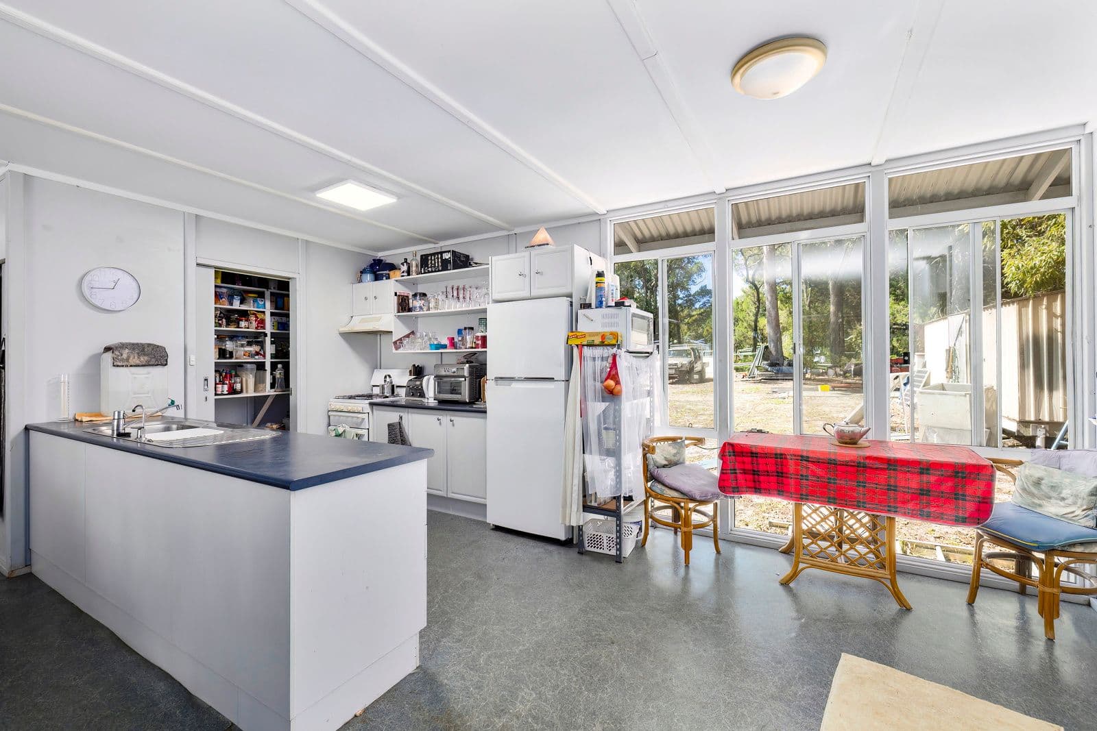 71 The Strand, Bulwer QLD 4025, Bulwer - Thumbnail 6