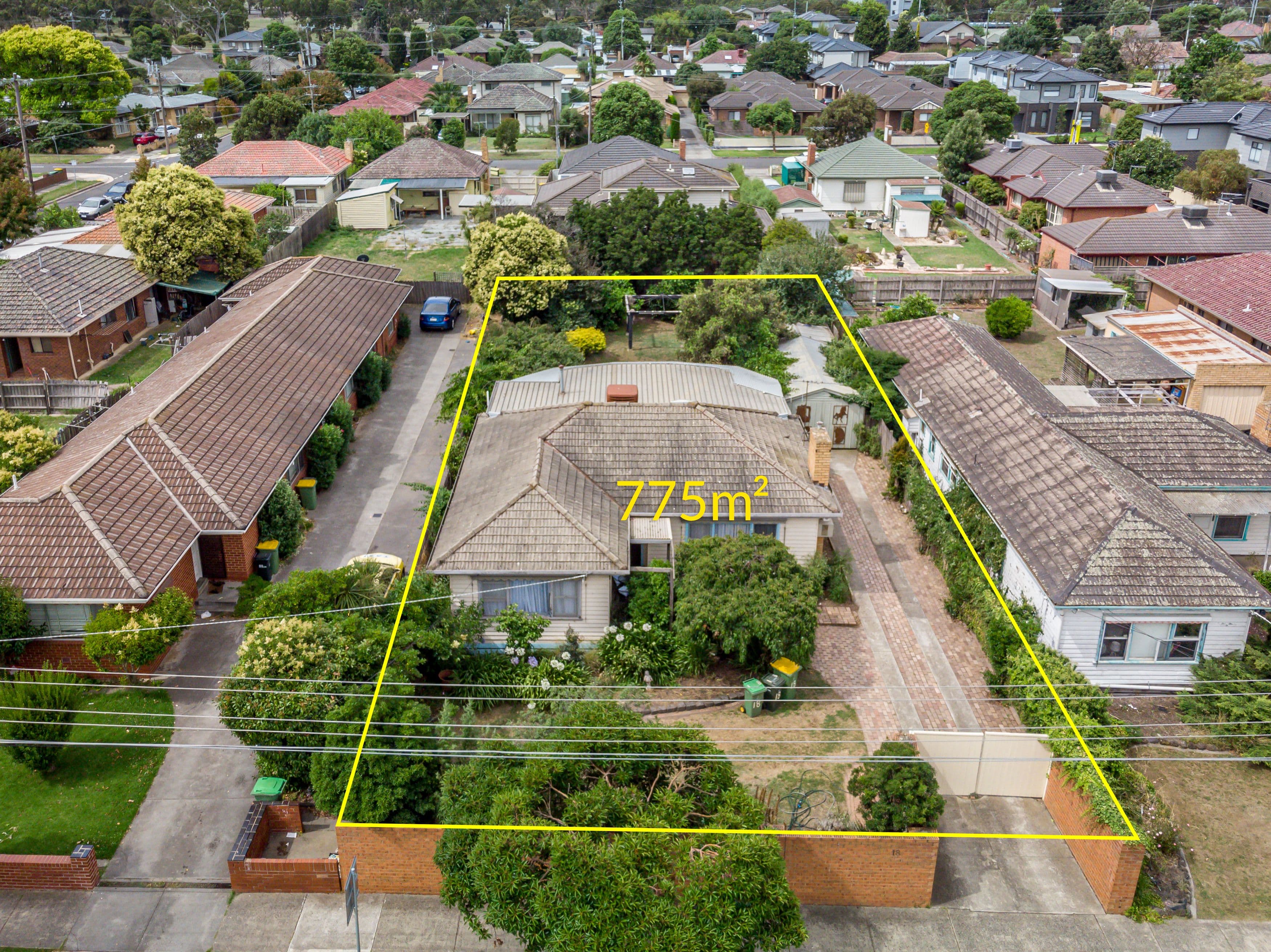 18 Dunne Street, Kingsbury VIC 3083, Kingsbury - Image 1