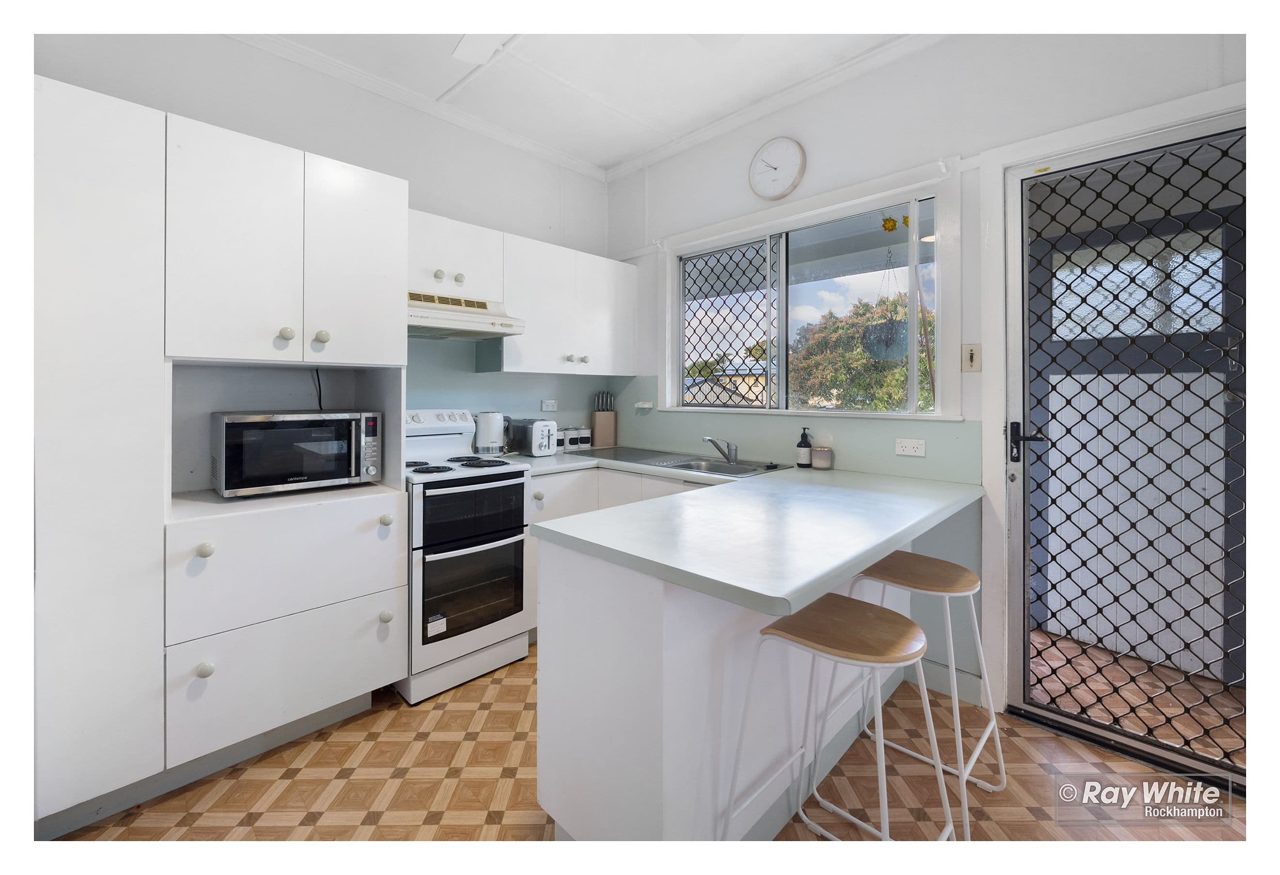 44 Tung Yeen Street, Park Avenue QLD 4701, Park Avenue - Thumbnail 3