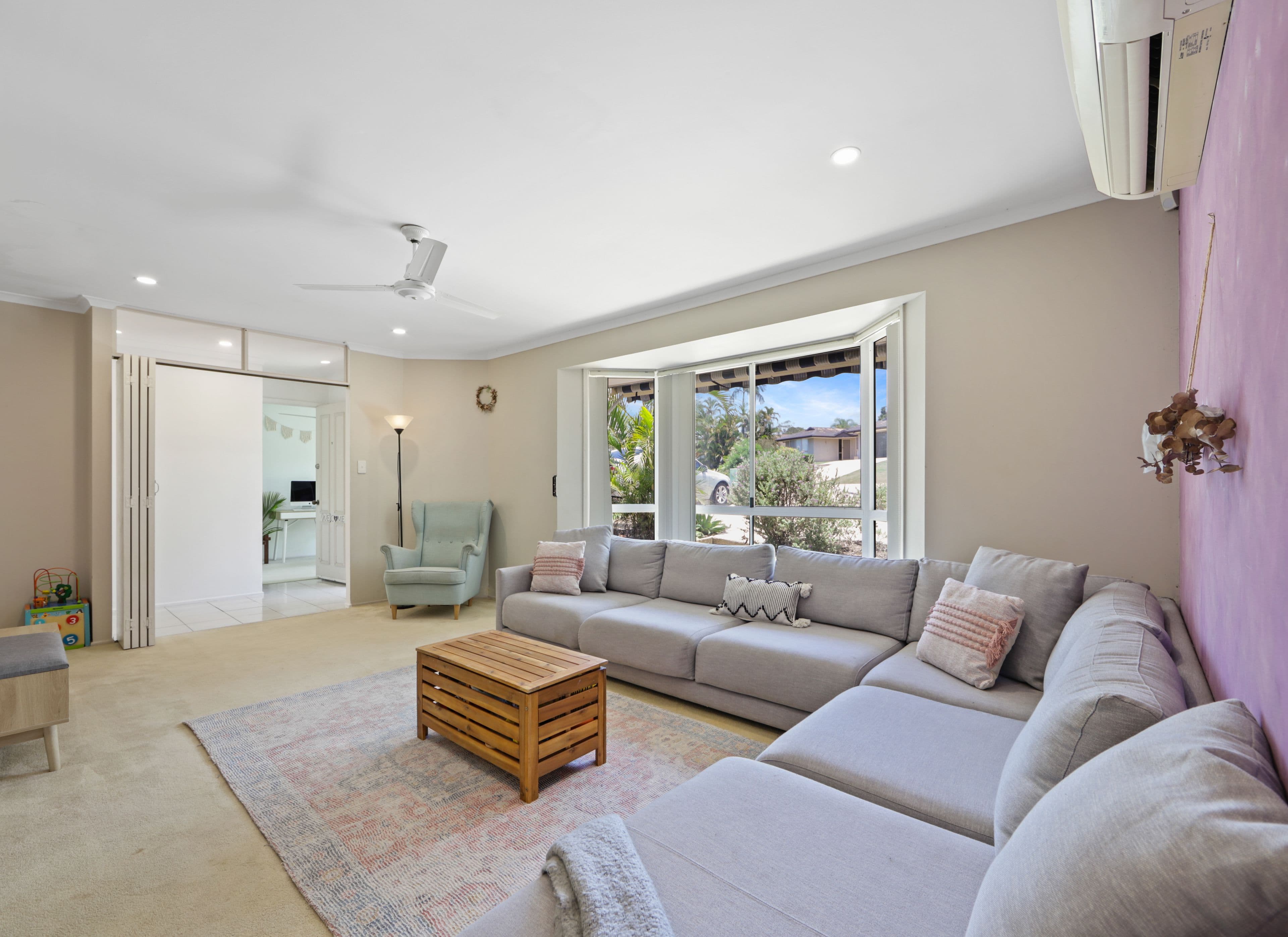 248 Mildura Drive, Helensvale QLD 4212, Helensvale - Thumbnail 5