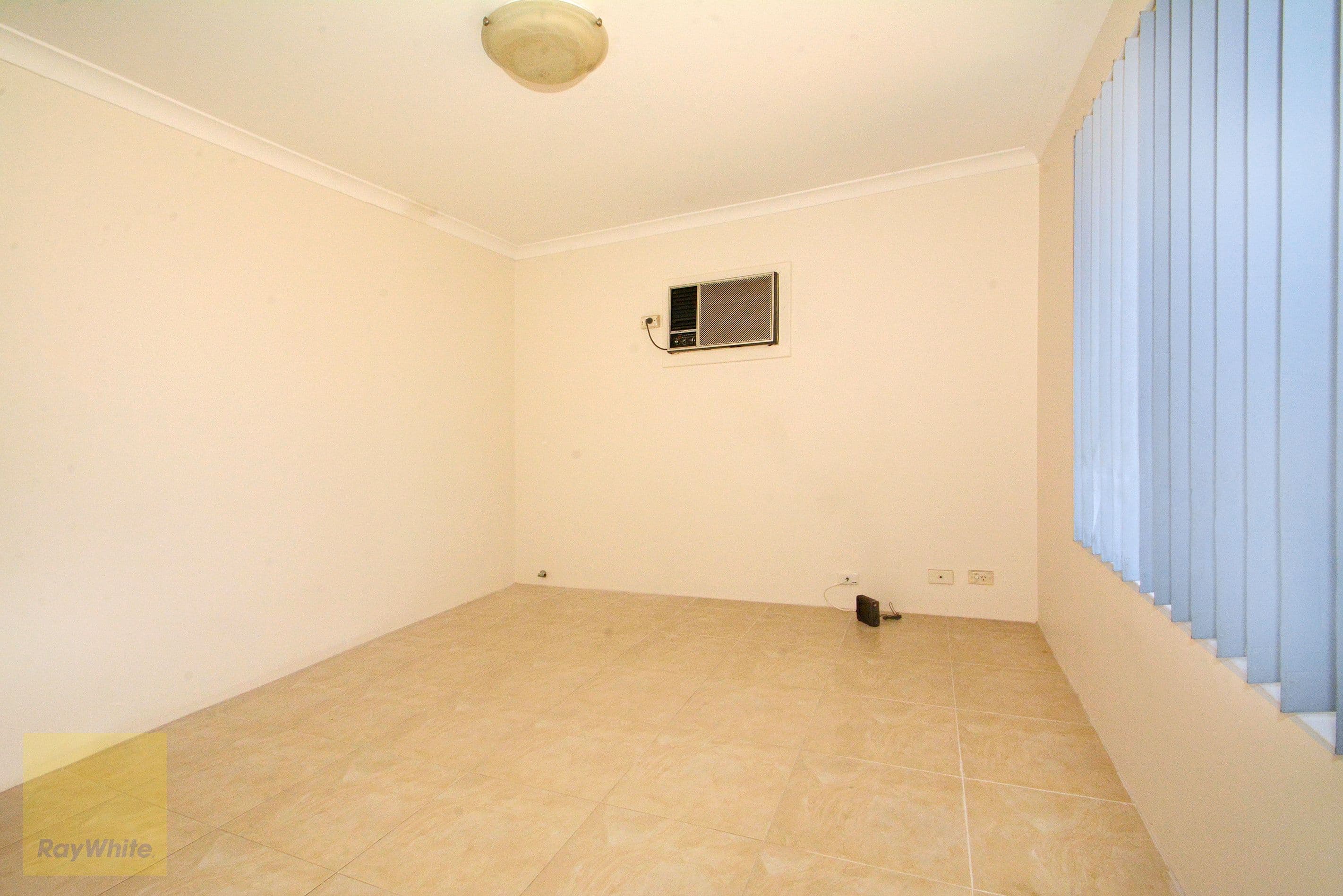 14 Lambourne Retreat, Mirrabooka WA 6061, Mirrabooka - Thumbnail 5