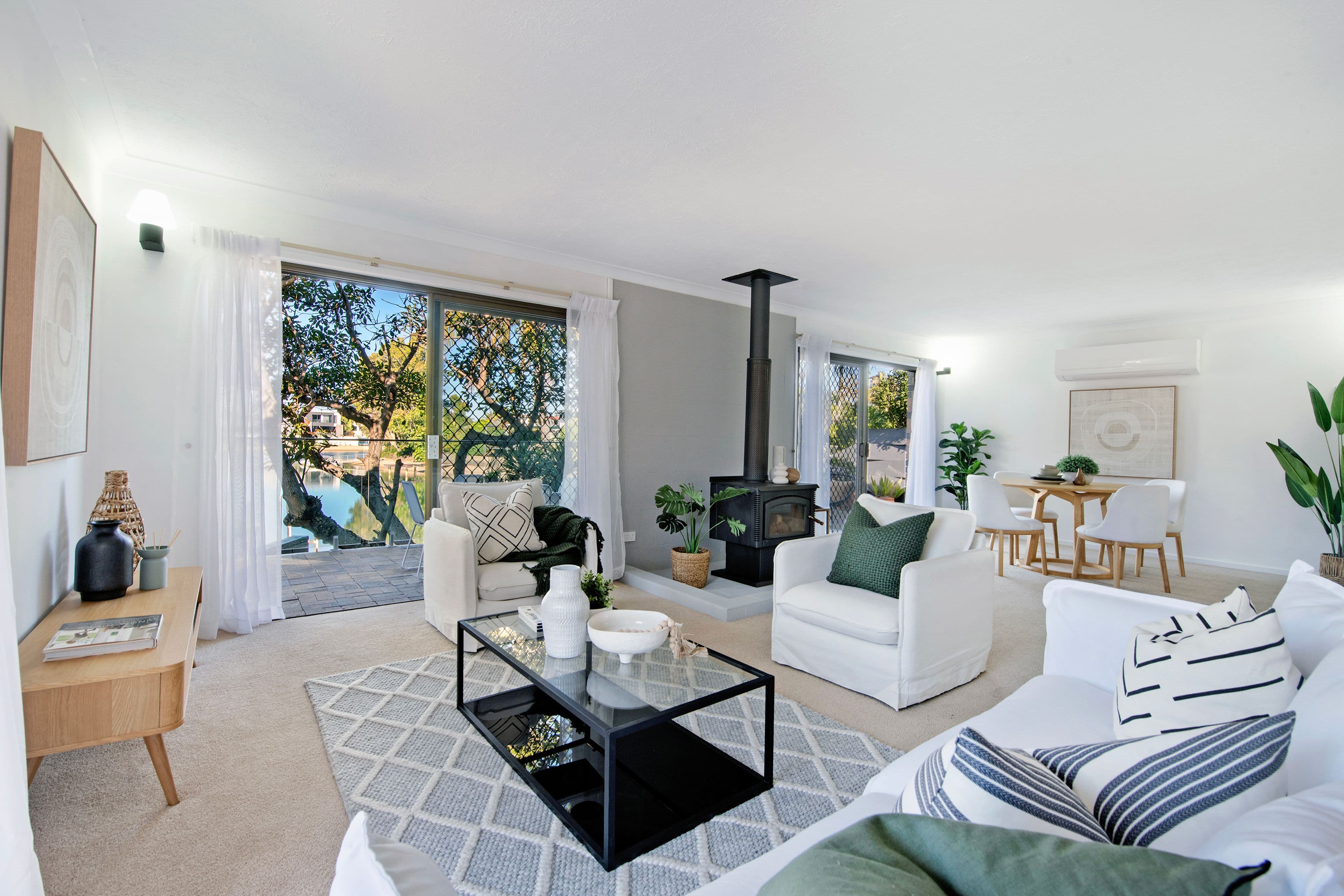 136 Rio Vista Boulevard, Broadbeach Waters QLD 4218, Broadbeach Waters - Thumbnail 4