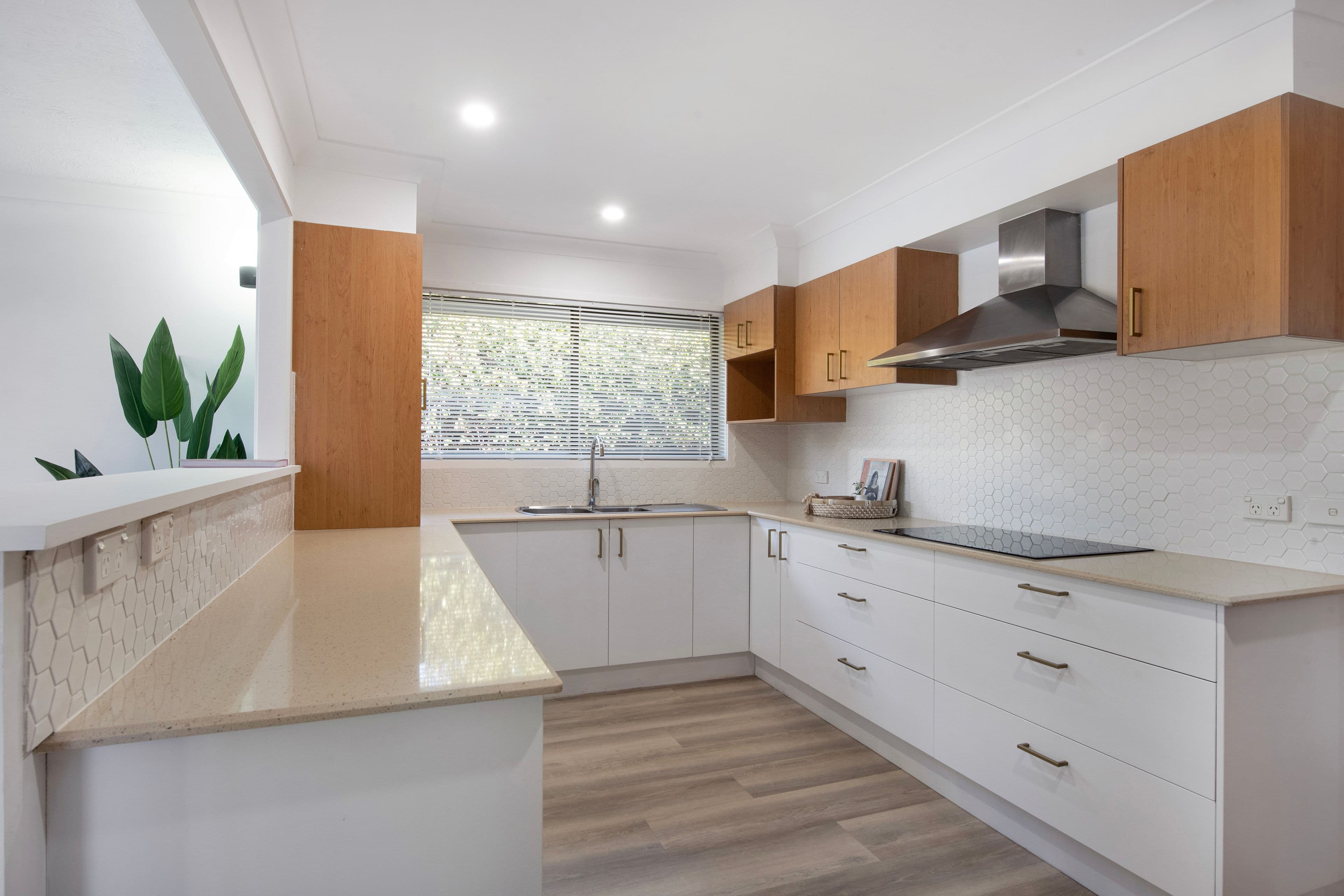 136 Rio Vista Boulevard, Broadbeach Waters QLD 4218, Broadbeach Waters - Thumbnail 8