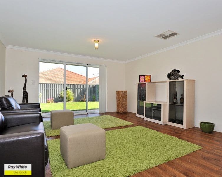 63 Marden Grange, AVELEY WA 6069, Aveley - Thumbnail 2