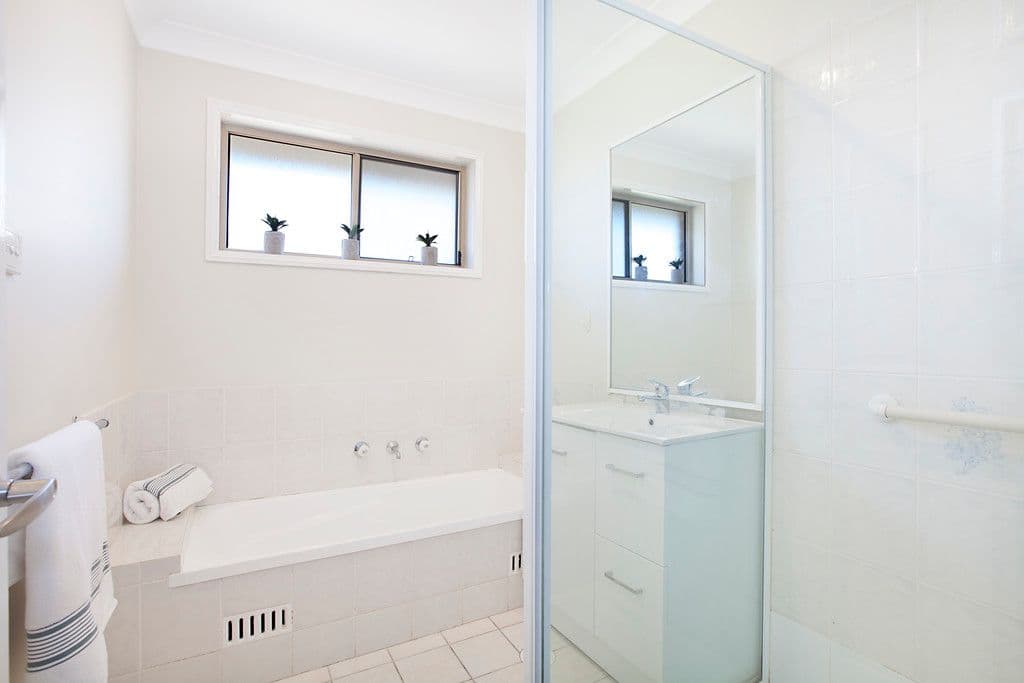 5 Aurora Place, Bateau Bay NSW 2261, Bateau Bay - Thumbnail 5