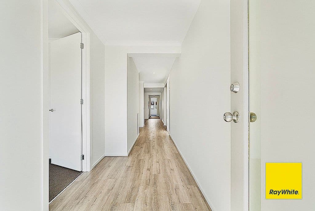 82 Jagged Circuit, Tarneit VIC 3029, Tarneit - Thumbnail 2