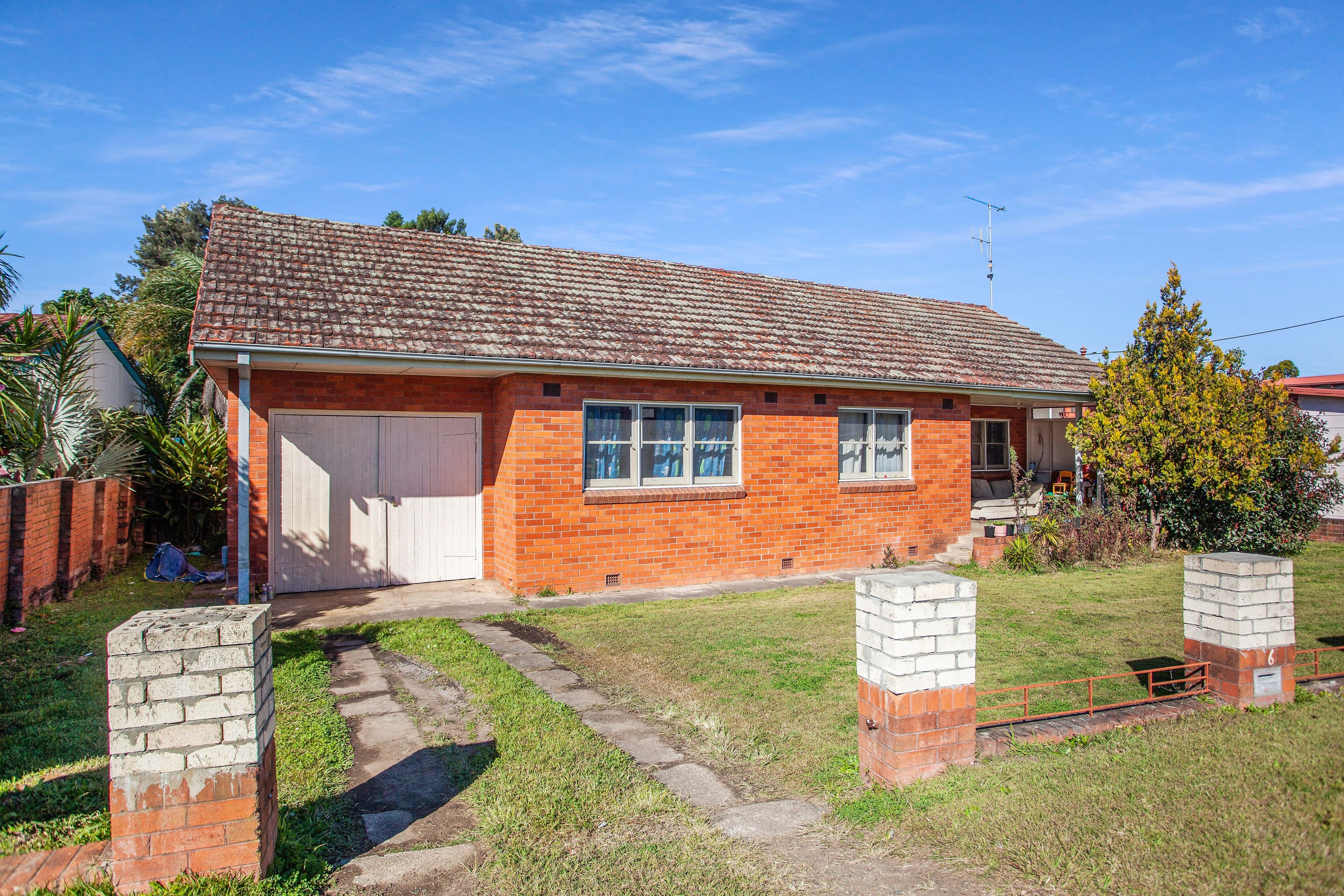 6 Crescent Avenue, Taree NSW 2430, Taree - Image 1
