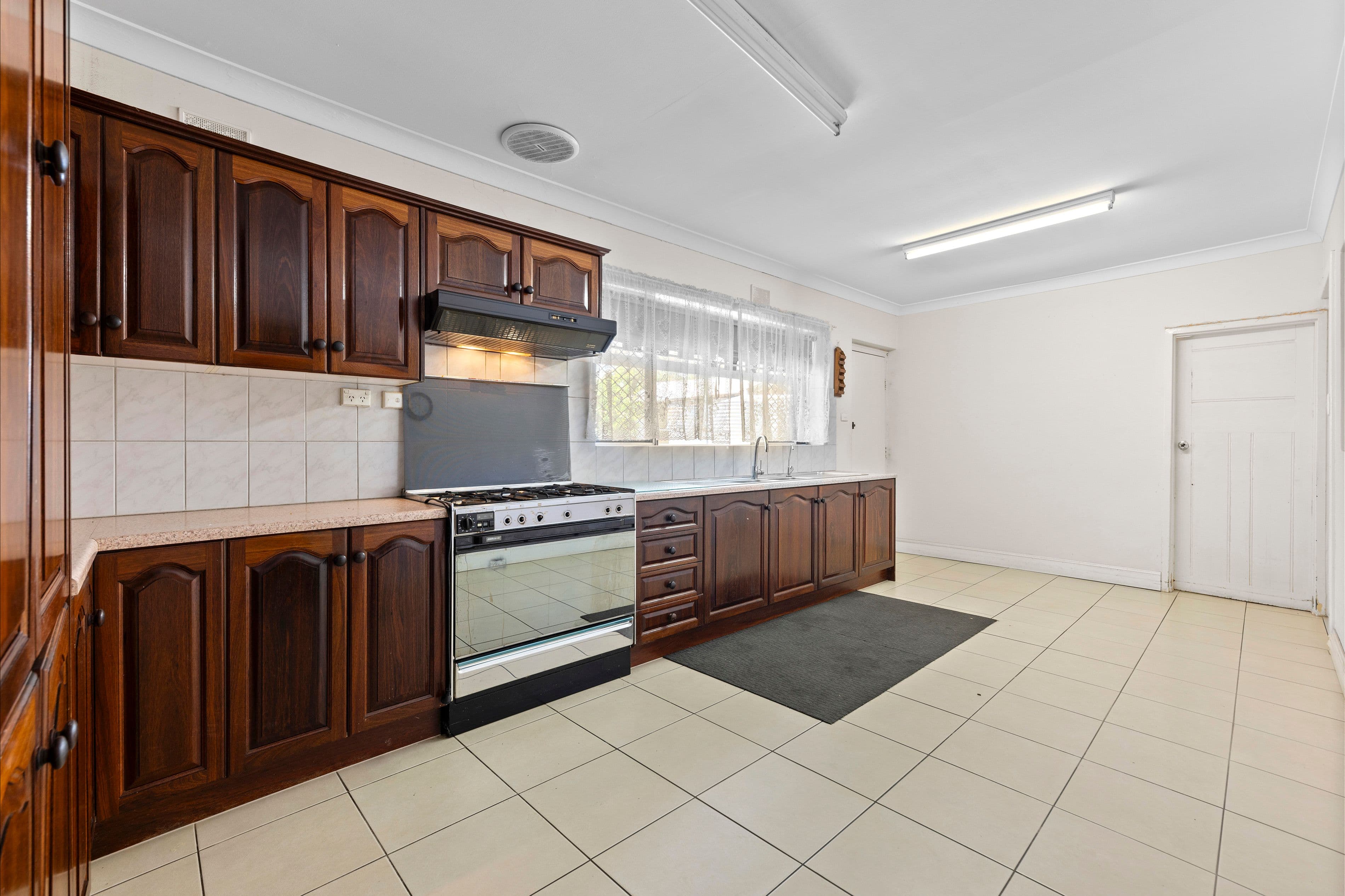 564 Regency Road, Broadview SA 5083, Broadview - Thumbnail 6