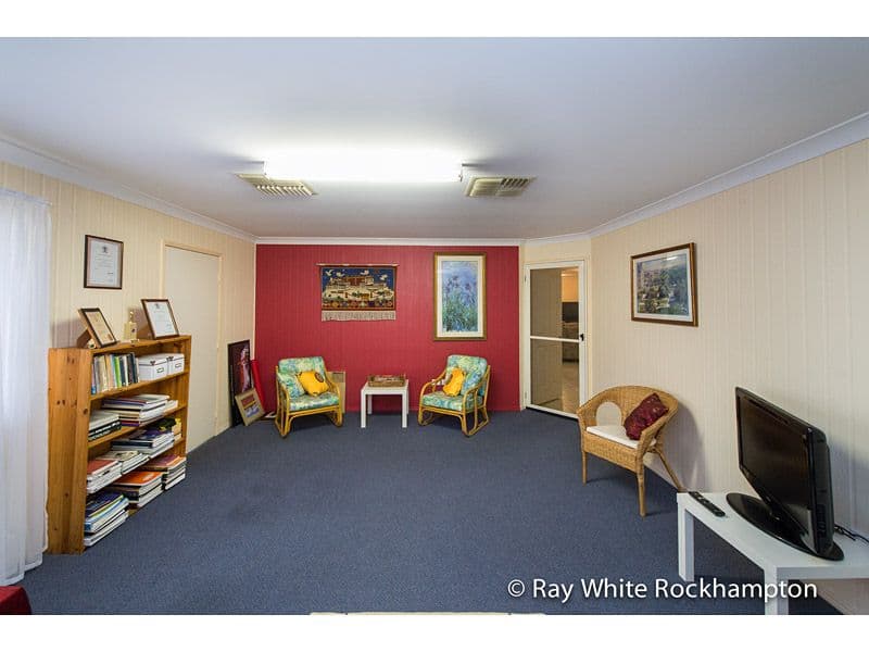 12 Doblo Avenue, Norman Gardens QLD 4701, Norman Gardens - Thumbnail 8