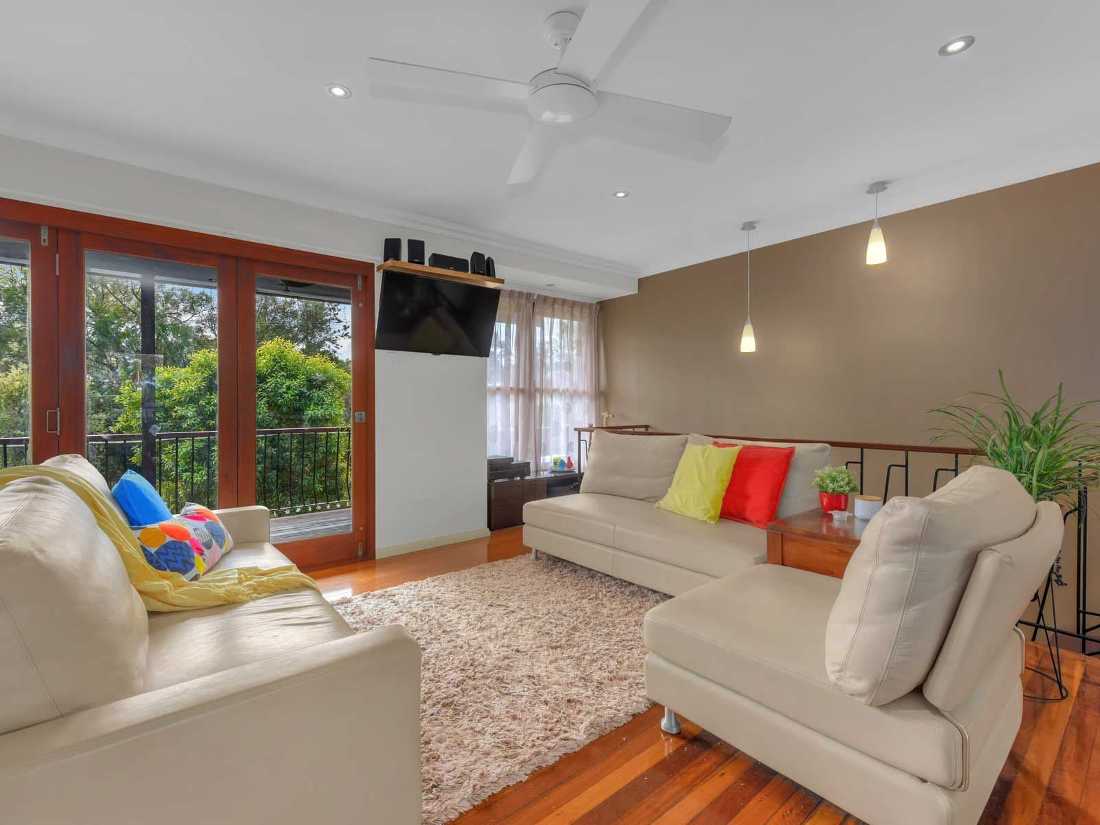 25 Logan Avenue, Oxley QLD 4075, Oxley - Thumbnail 4