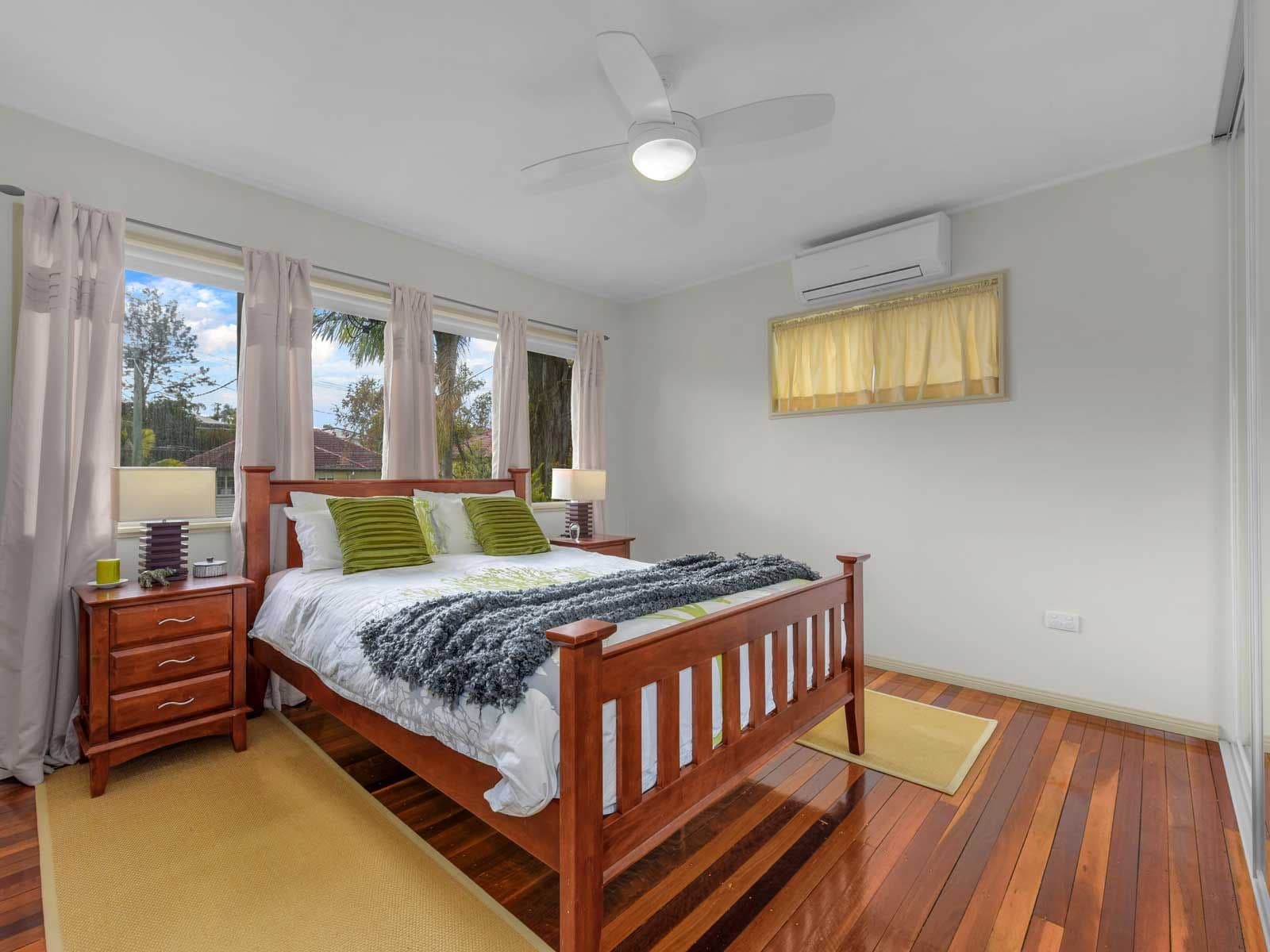 25 Logan Avenue, Oxley QLD 4075, Oxley - Thumbnail 8