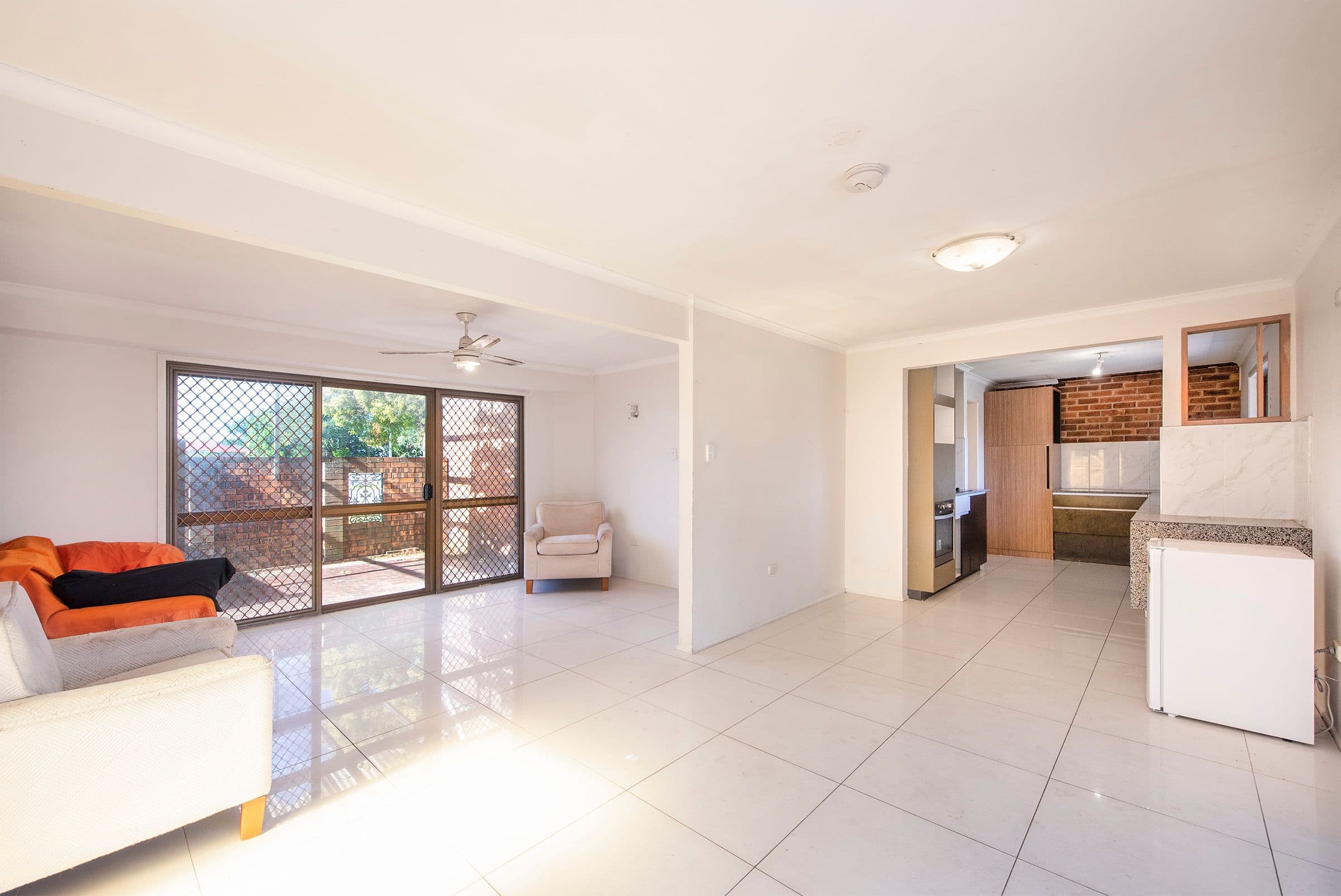 13 Rochester Drive, Mount Warren Park QLD 4207, Mount Warren Park - Thumbnail 6