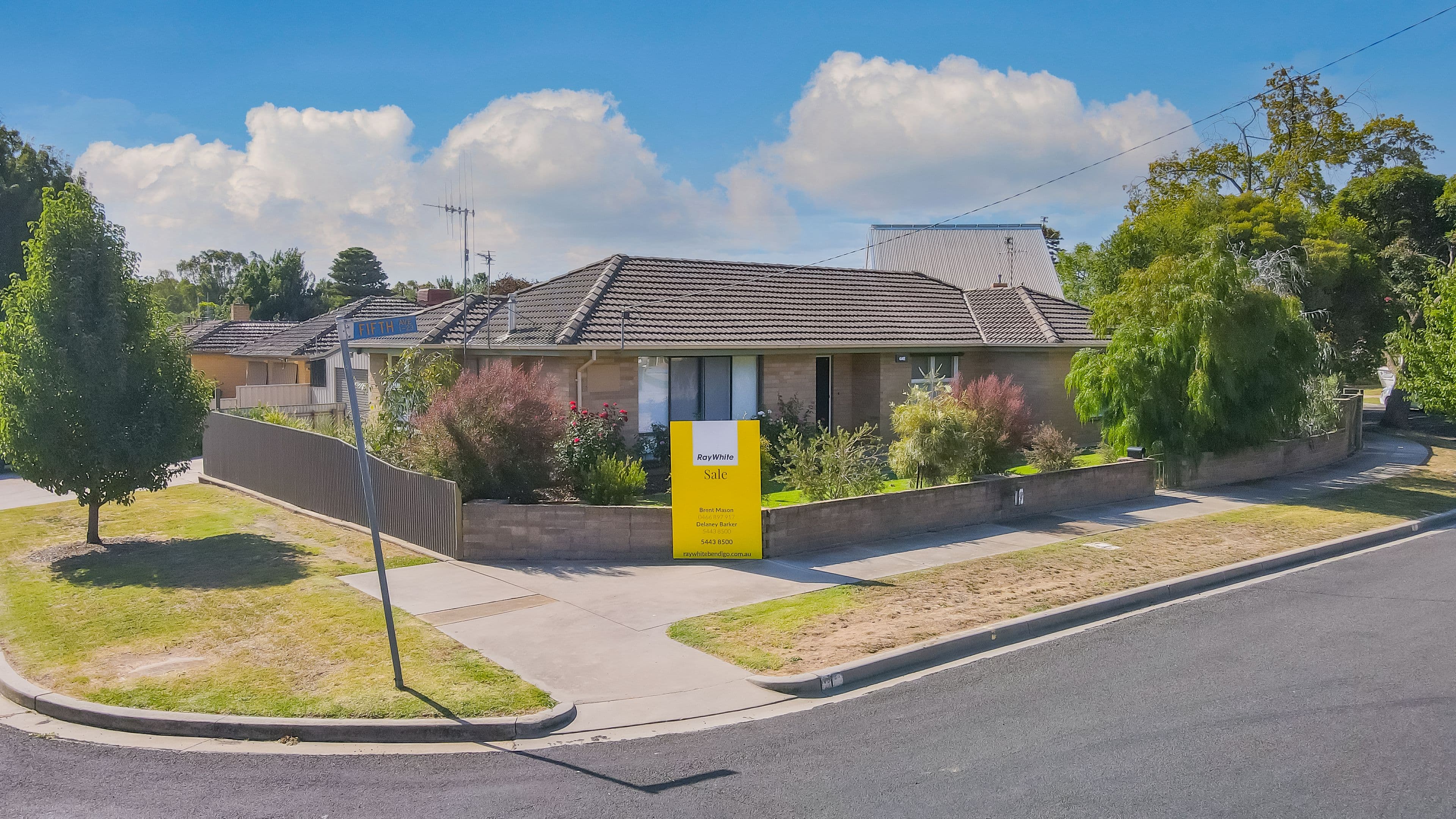 1 Fifth Avenue, White Hills VIC 3550, White Hills - Image 1