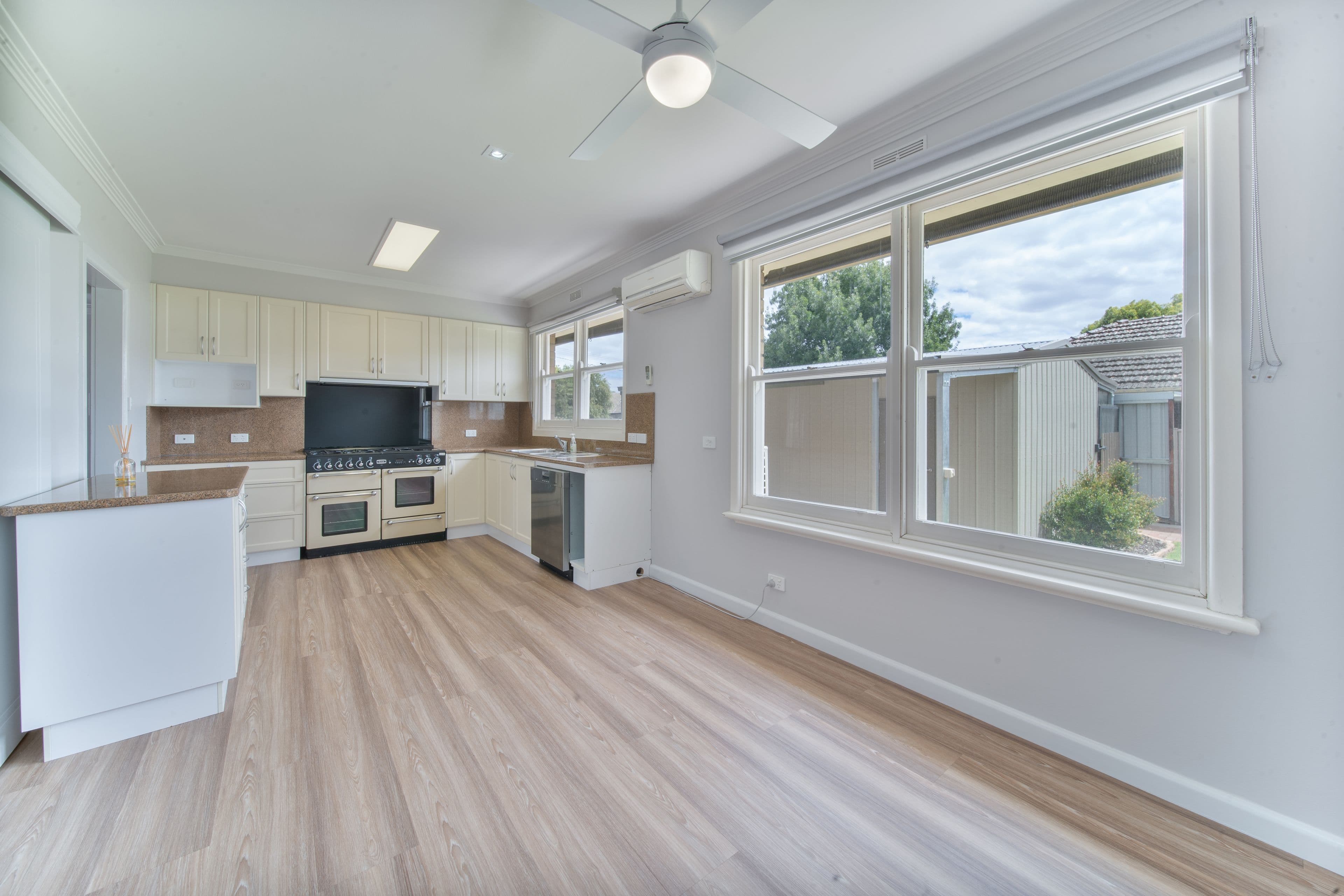 1 Fifth Avenue, White Hills VIC 3550, White Hills - Thumbnail 7