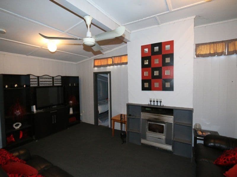 7 Henderson Street, Waikerie SA 5330, Waikerie - Thumbnail 6