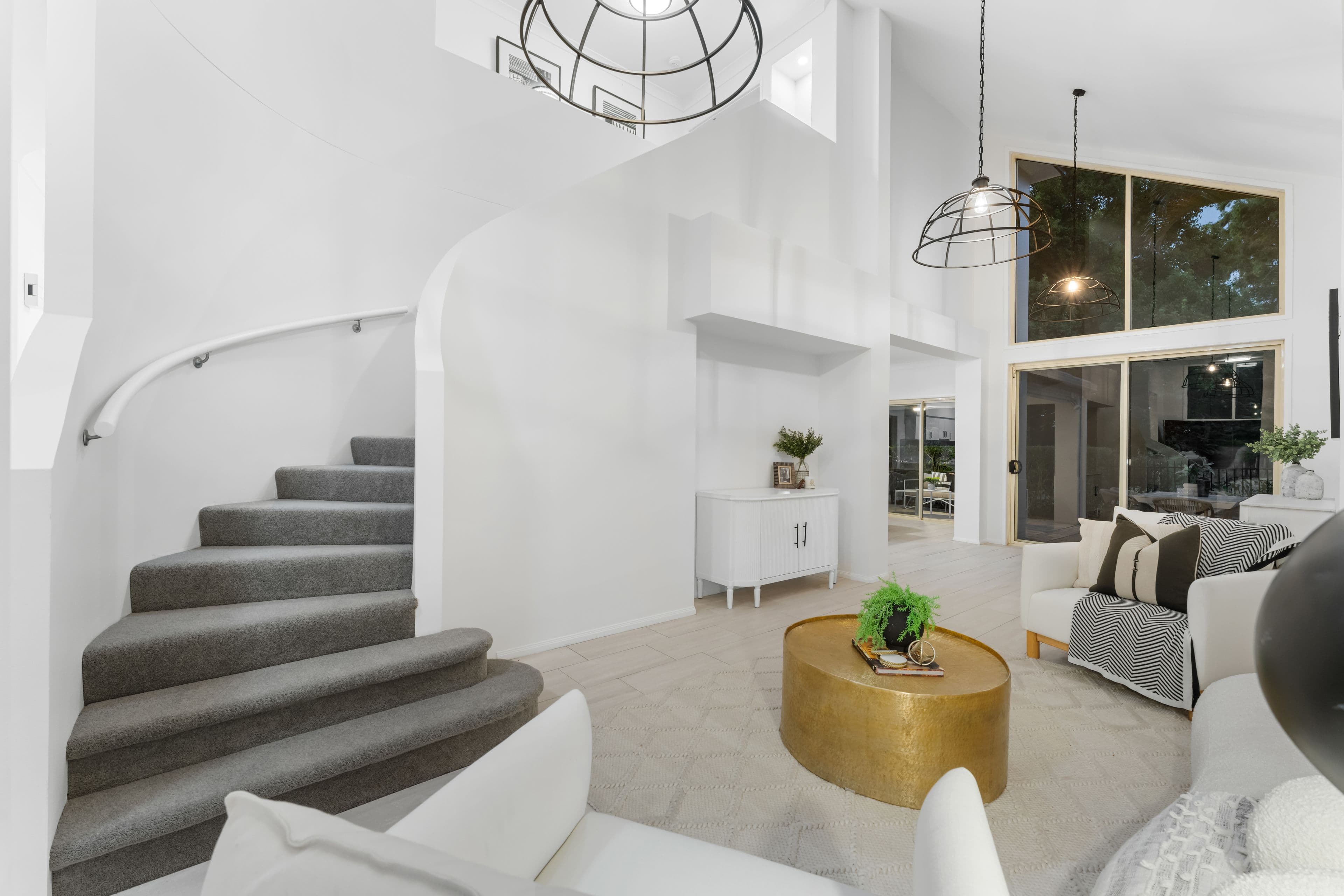 42 Flame Tree Crescent, Carindale QLD 4152, Carindale - Thumbnail 4