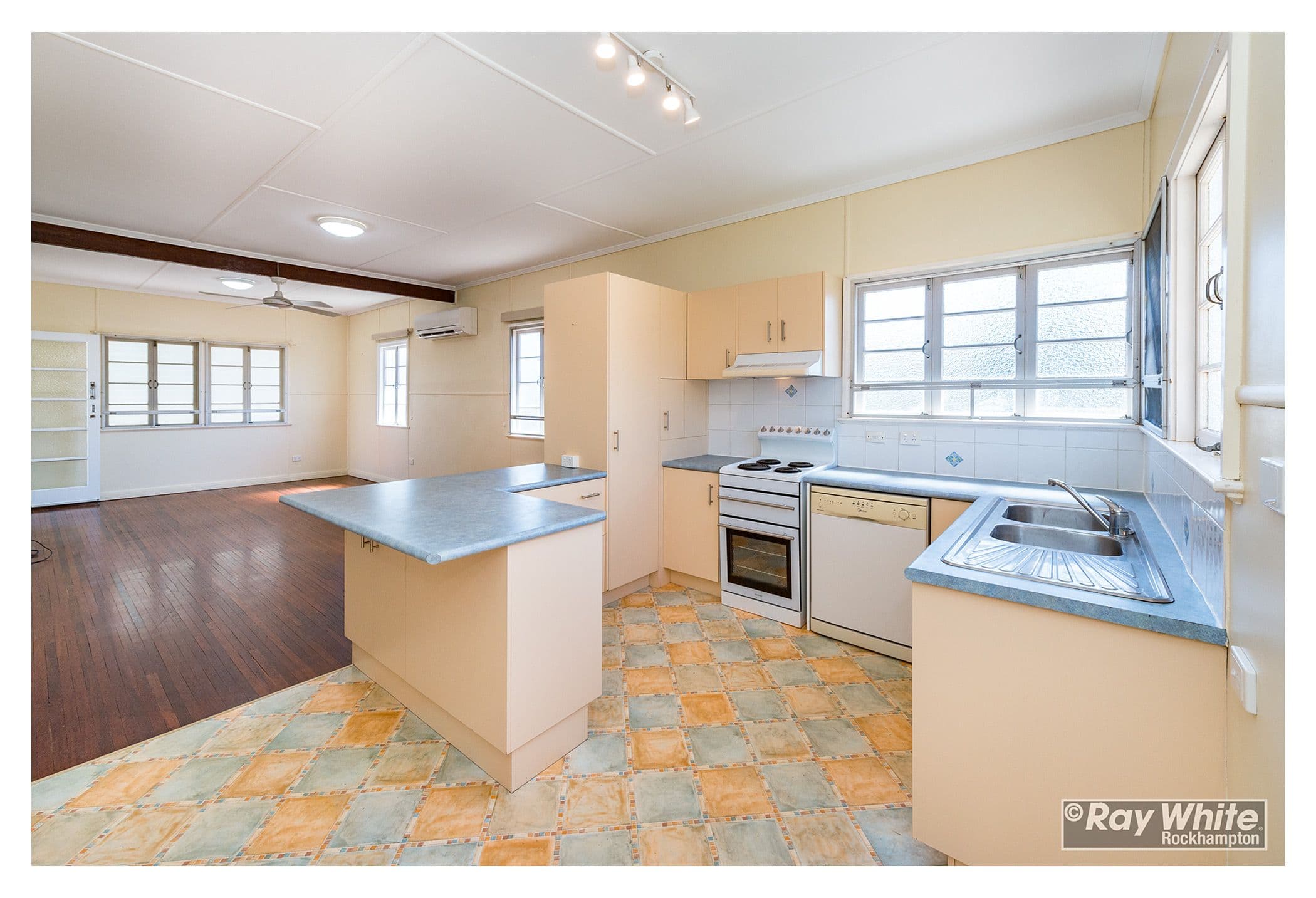 142 Shepherd Street, Koongal QLD 4701, Koongal - Thumbnail 2