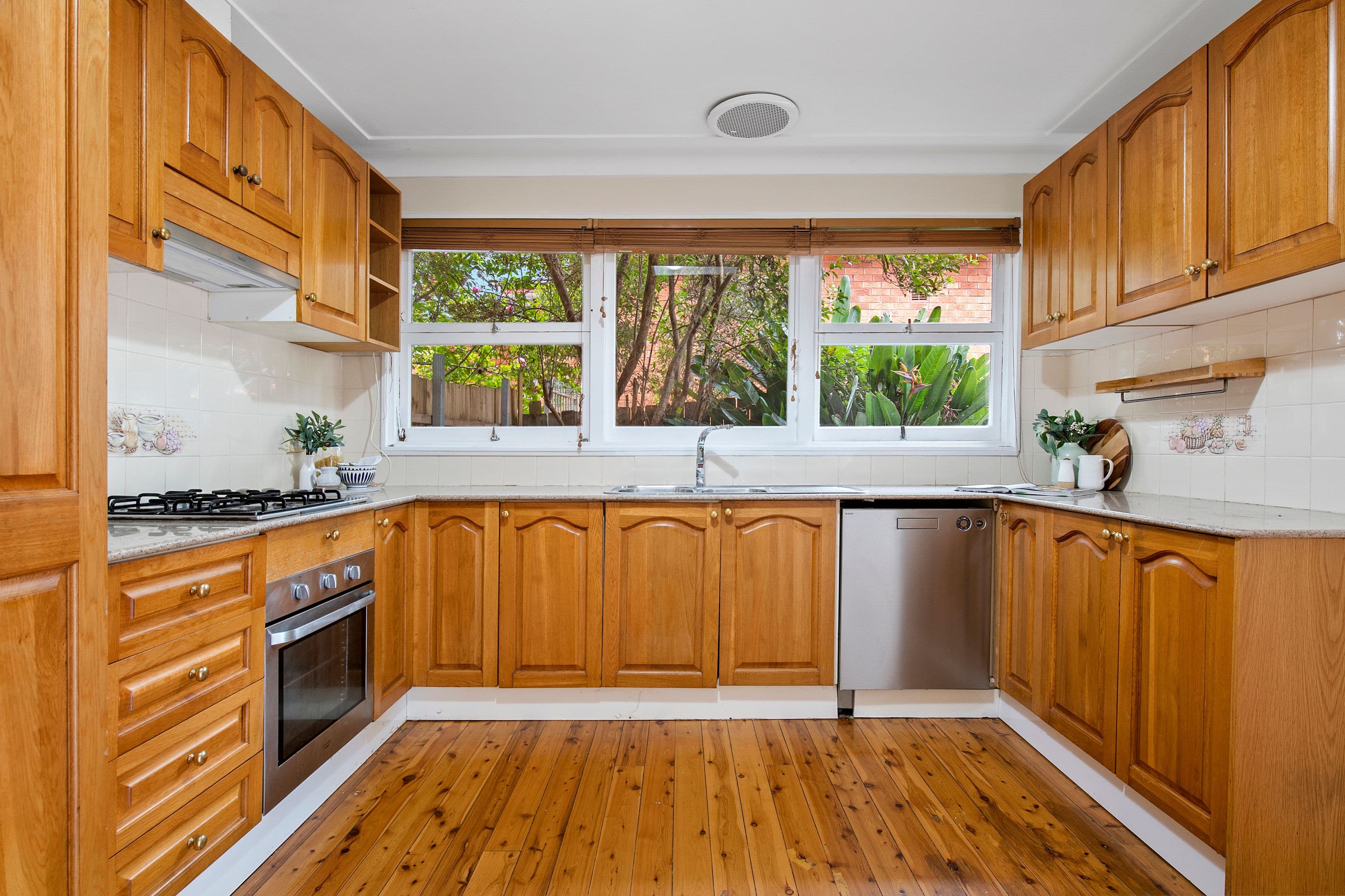12 Yaralla Crescent, Thornleigh NSW 2120, Thornleigh - Thumbnail 4