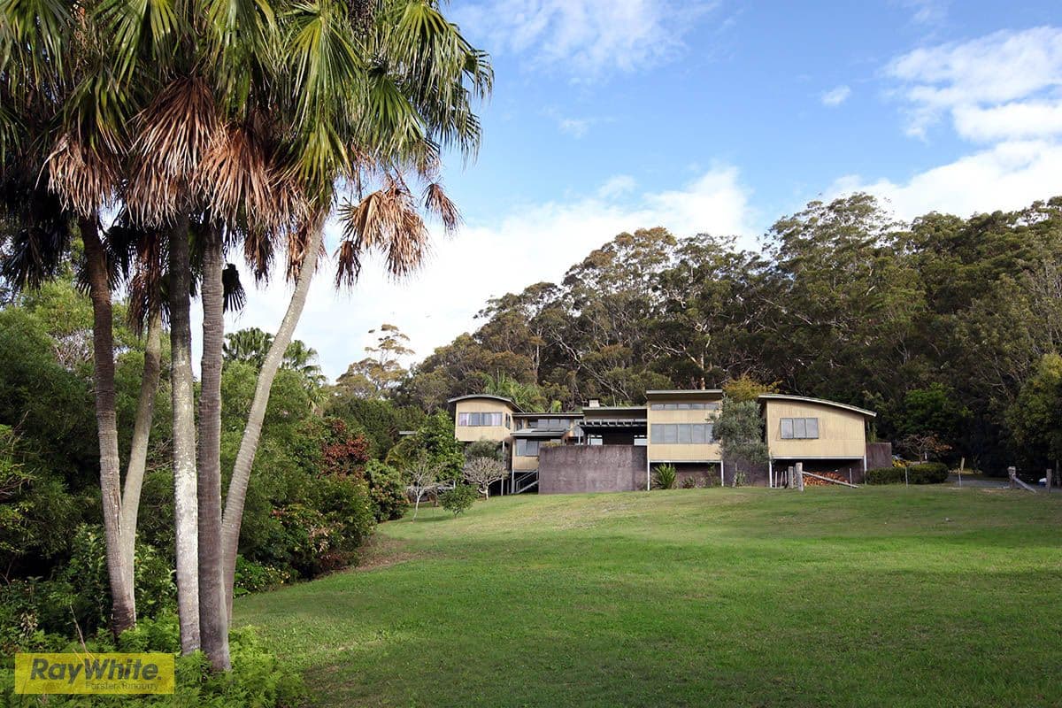 62 Carmona Drive, Forster - Image 1