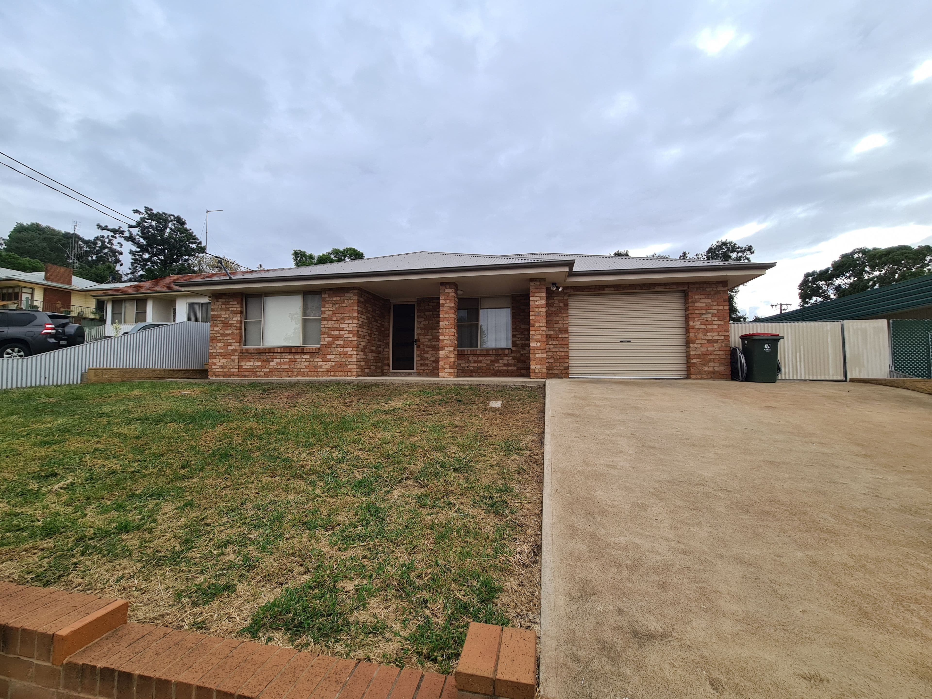 36 Reid Street, Parkes NSW 2870, Parkes - Image 1
