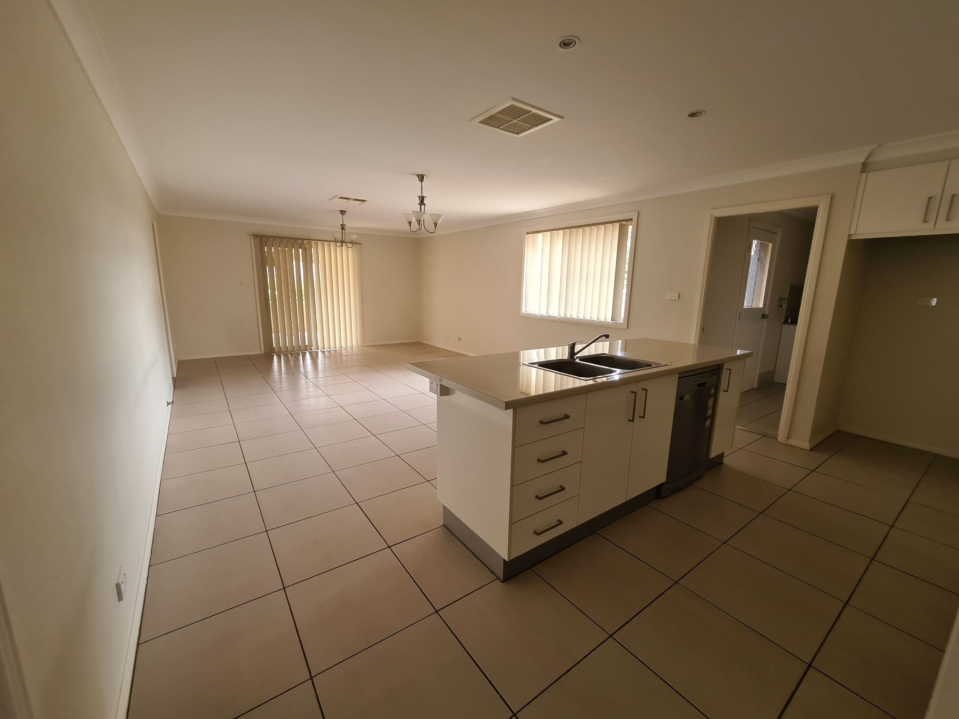 36 Reid Street, Parkes NSW 2870, Parkes - Thumbnail 3