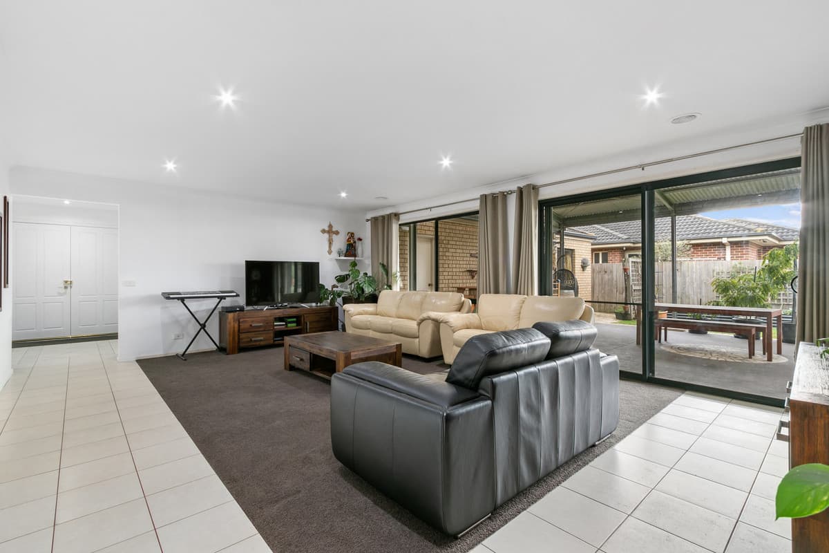 8 Joanne Court, Morwell VIC 3840, Morwell - Thumbnail 3