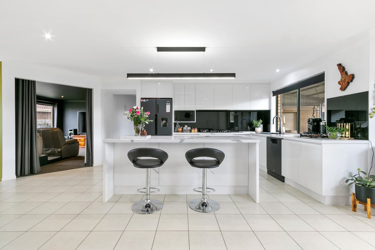 8 Joanne Court, Morwell VIC 3840, Morwell - Thumbnail 7